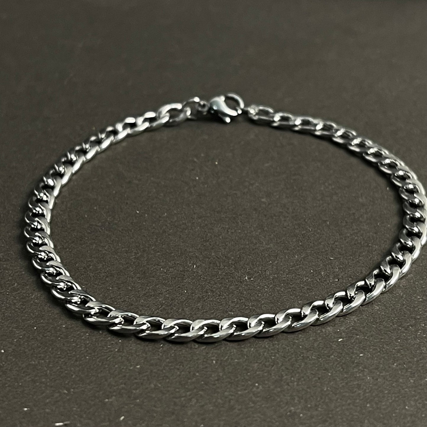 3mm Figaro link silver chain bracelet for men online in Pakistan