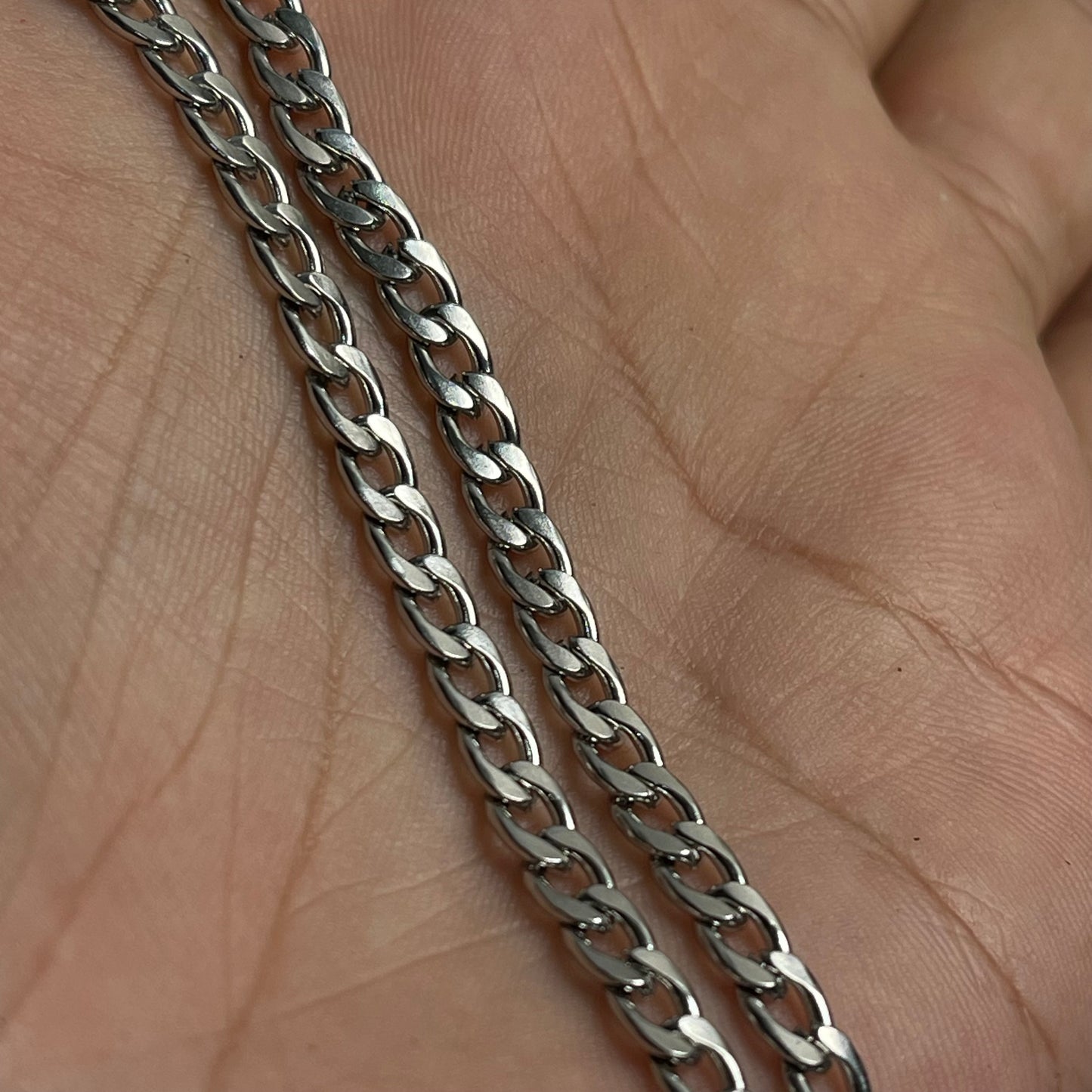 3mm Figaro link silver chain bracelet for men online in Pakistan