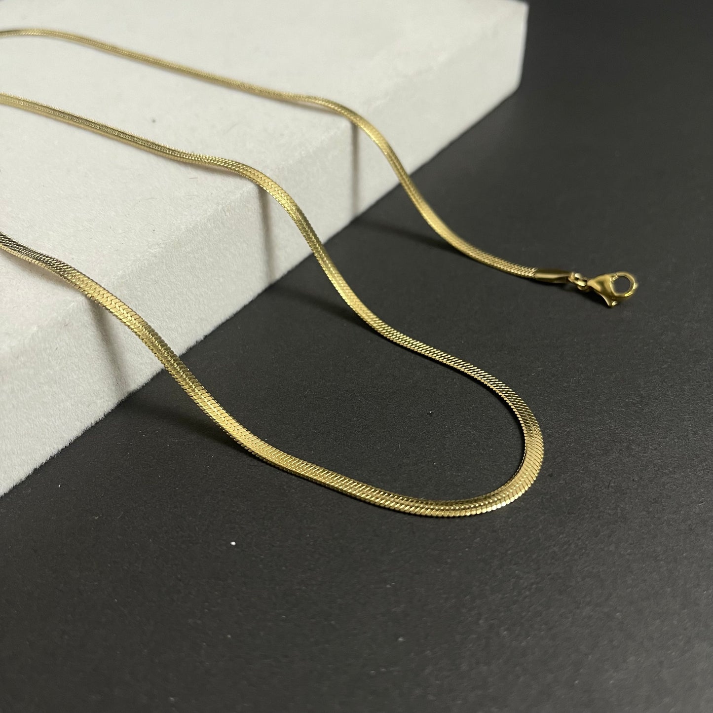3mm golden flat snake neck chain for men online in Pakistan