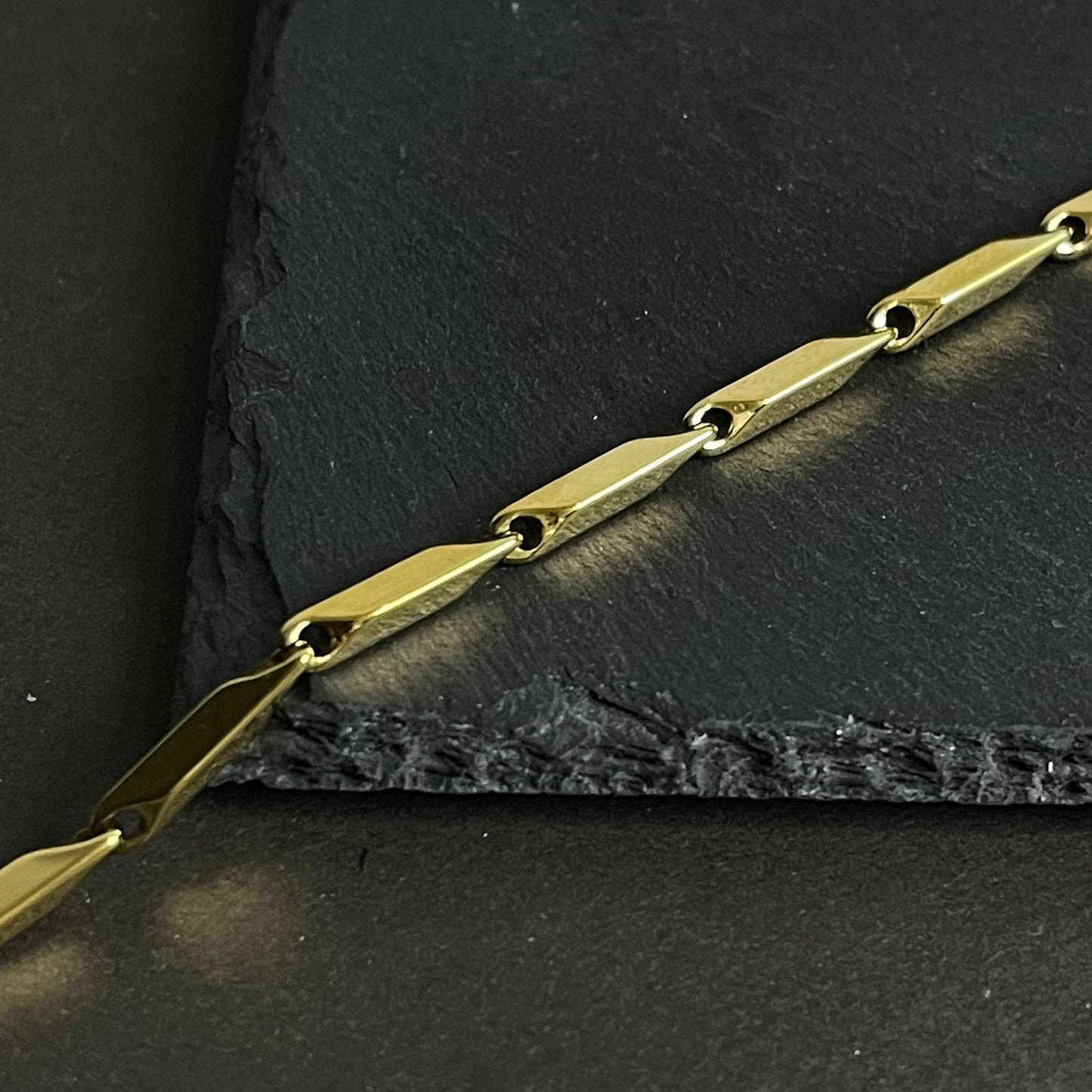3mm golden rice link stainless steel chain bracelets for men online in Pakistan