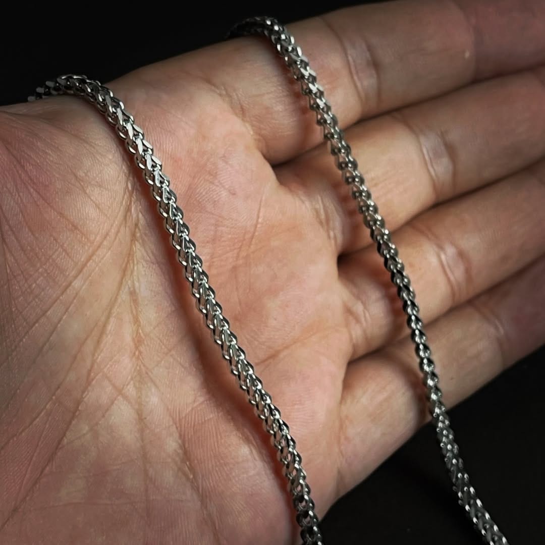 3mm silver franco square neck chain and bracelet set for men online in Pakistan