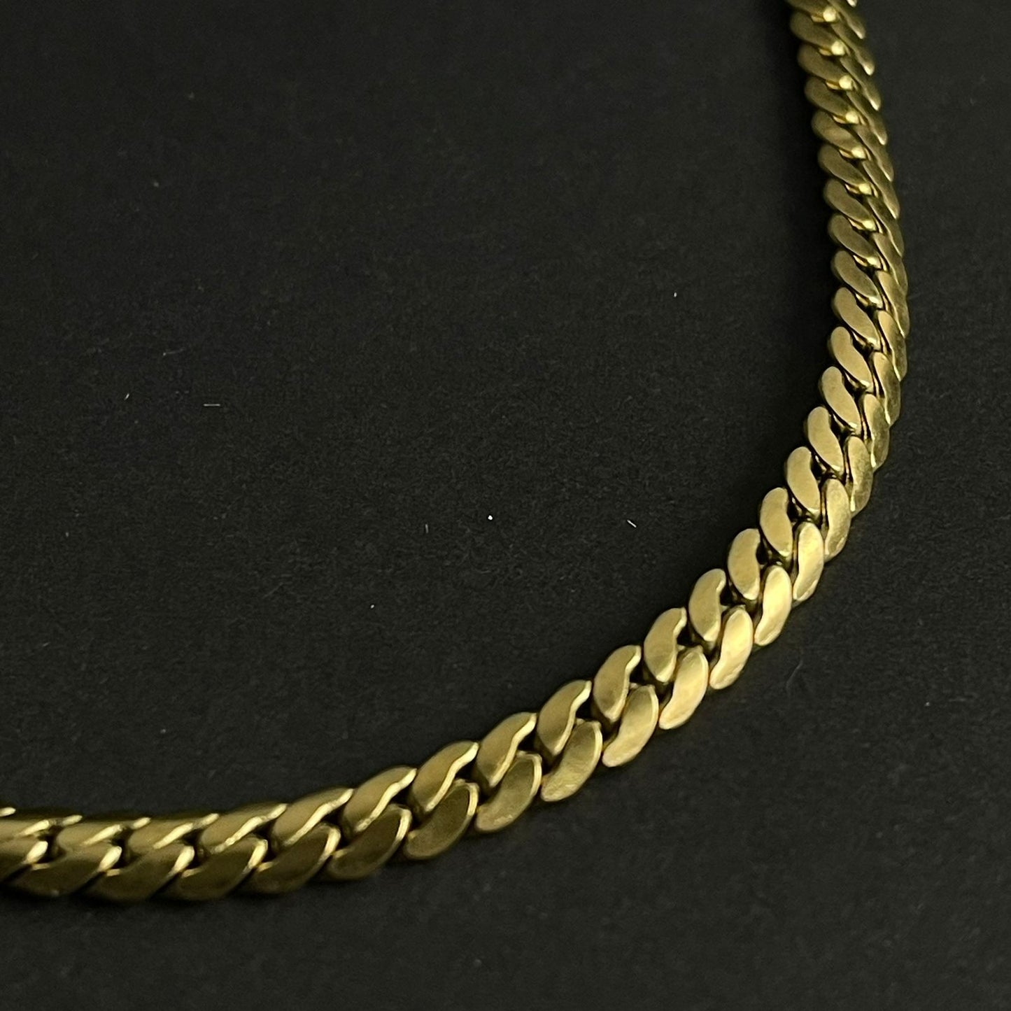 5mm golden miami link short neck chain and bracelet set for men online in Pakistan
