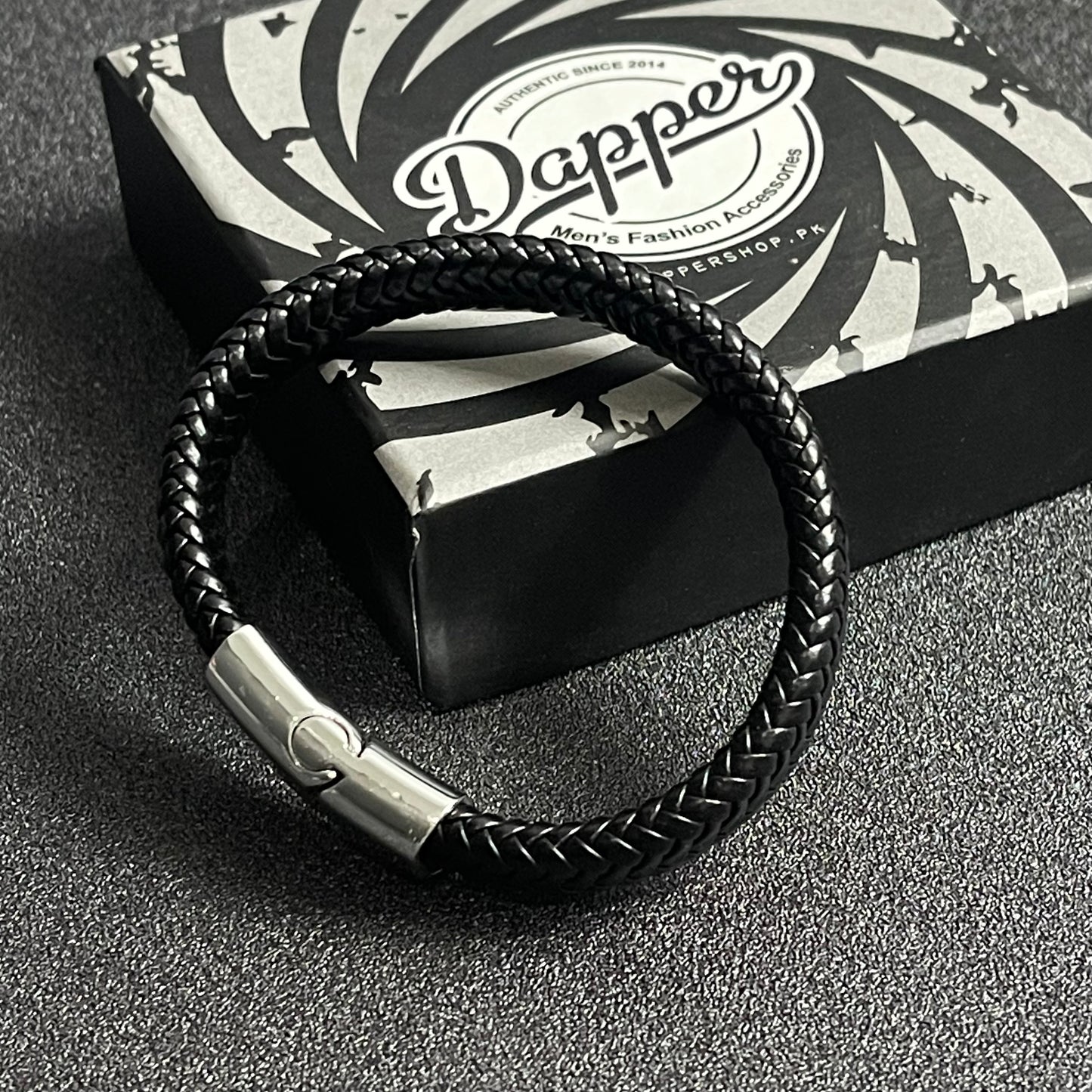 black geniun leather bracelet for men online in pakistan