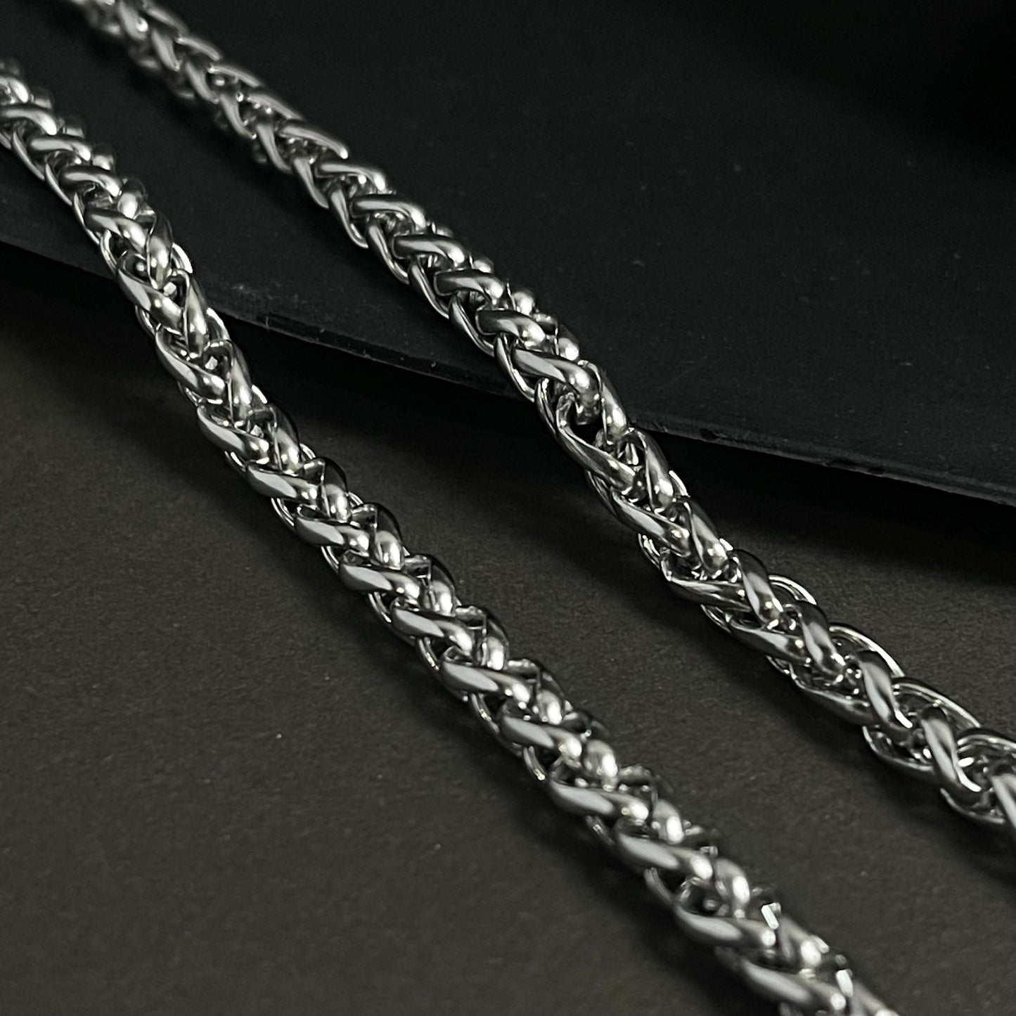 6mm silver wheat keel link neck chain for men online in pakistan