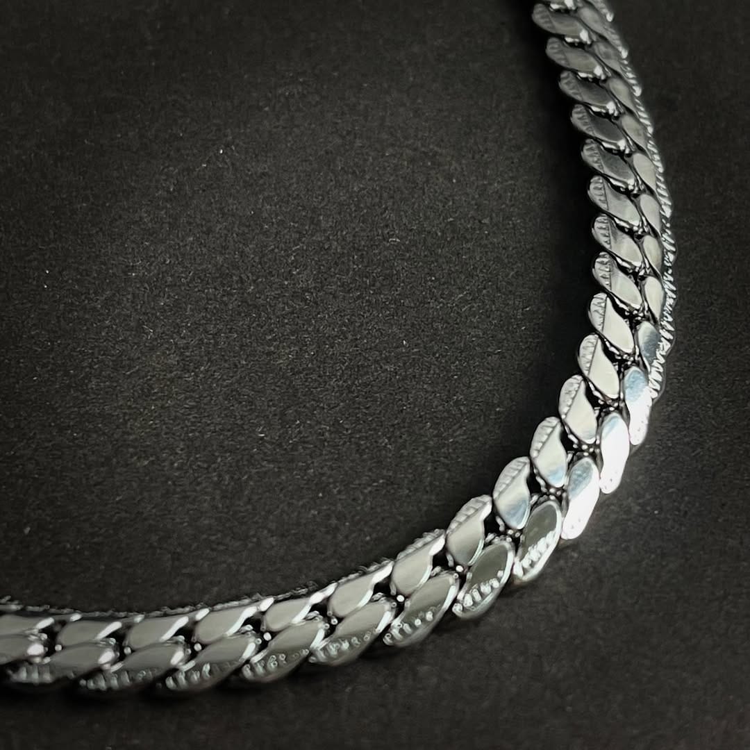 7mm Short 20 inches length silver neck chain for men online in Pakistan