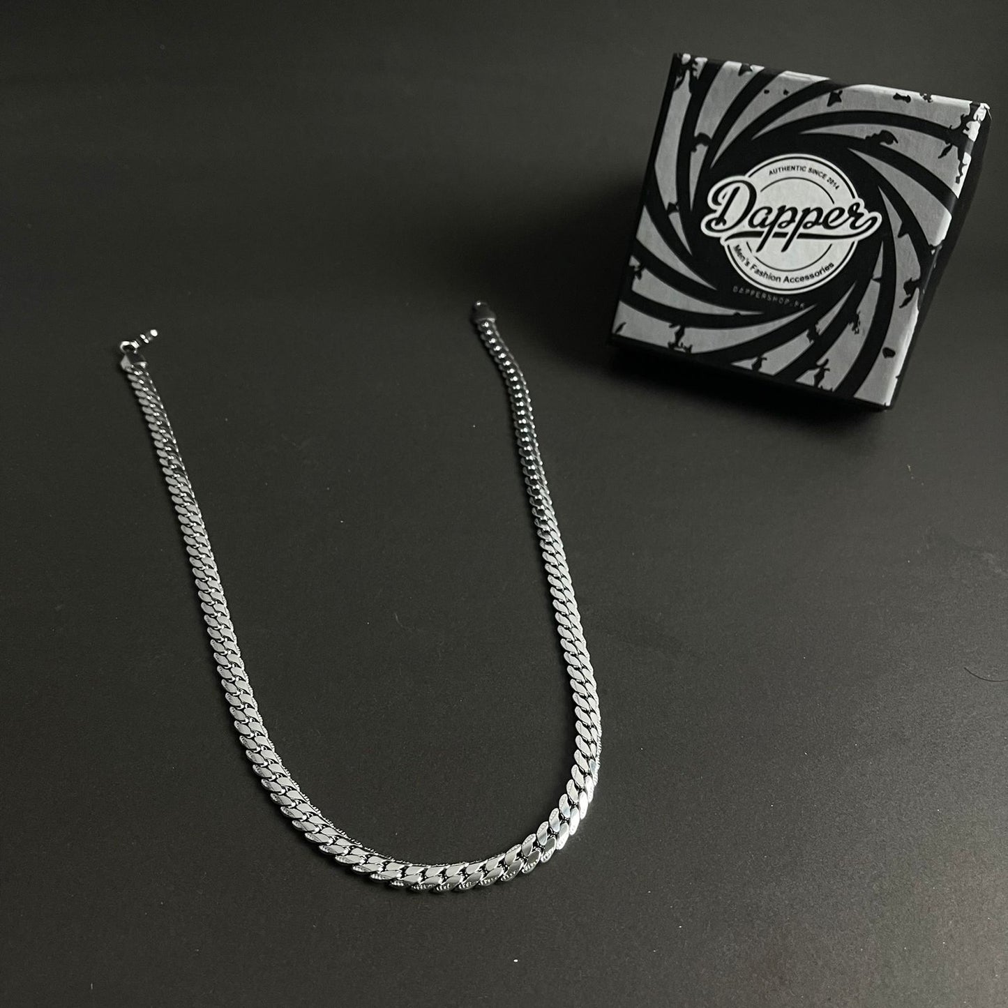 7mm Short 20 inches length silver neck chain for men online in Pakistan