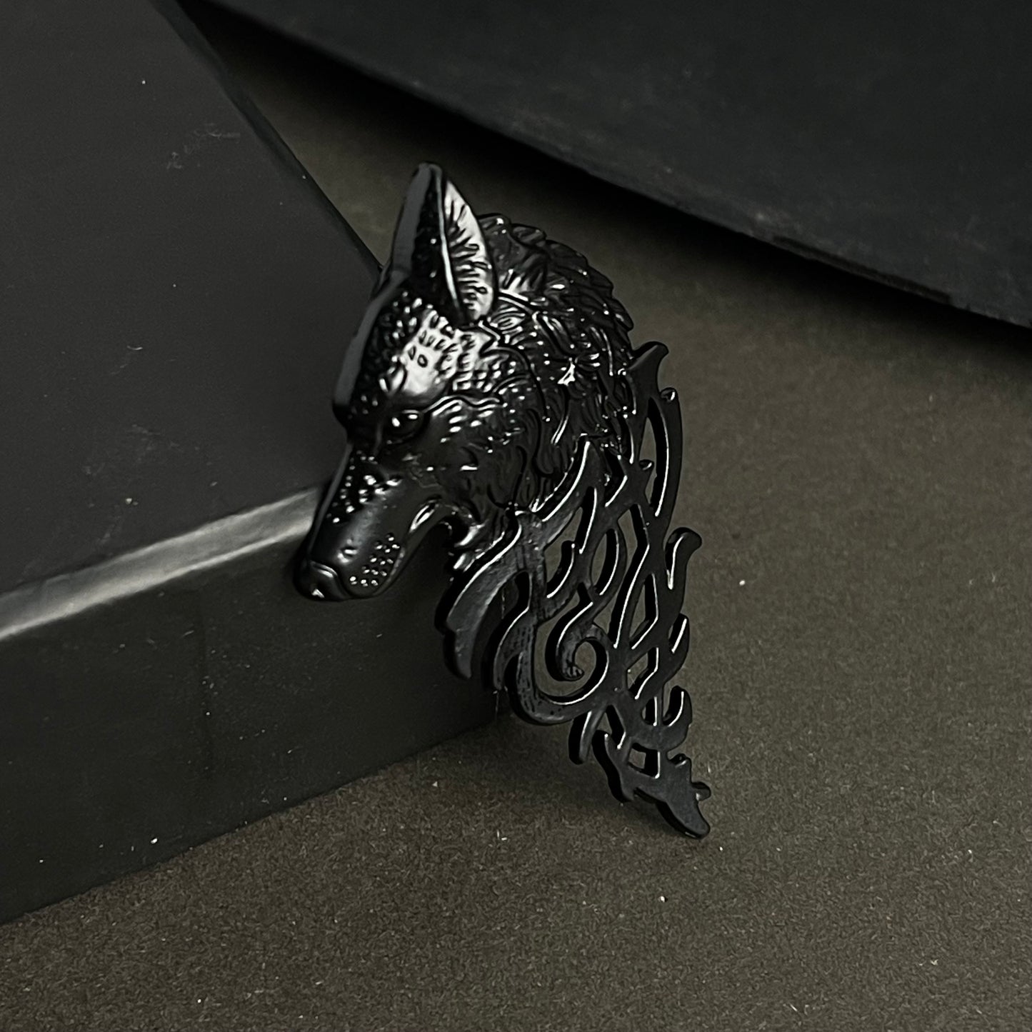 Black Wolf Brooch For Men Suit In Pakistan