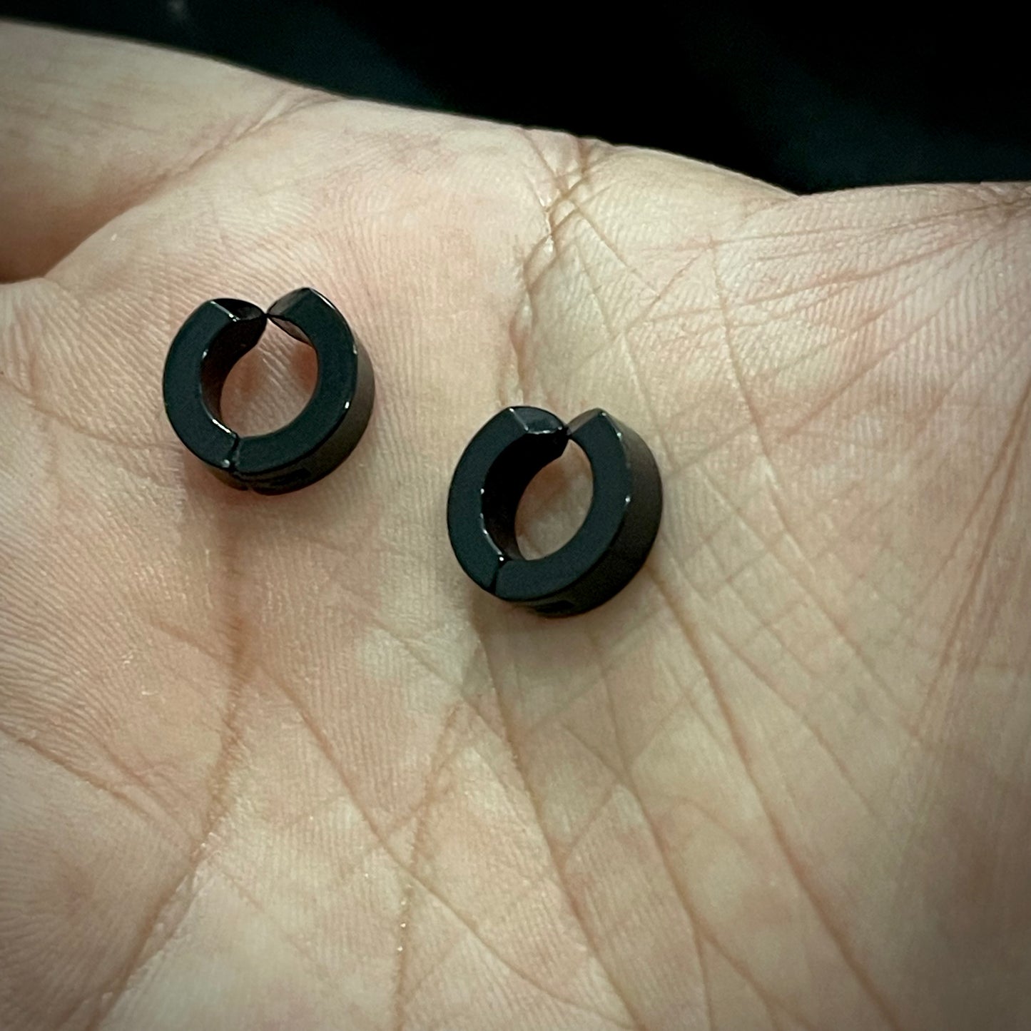 Stainless Steel Black Non-Piercing Magnetic Bali Stud Earring For Men