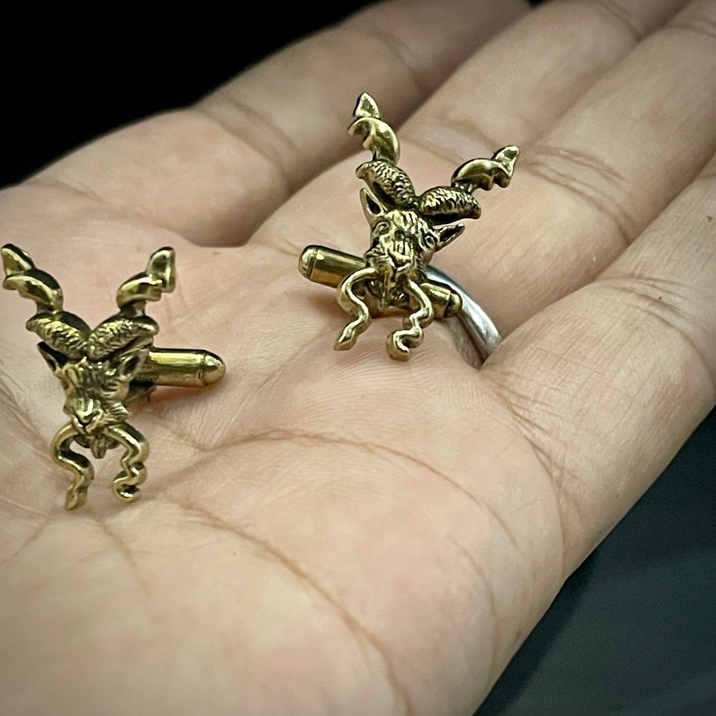 antique Gold Markhor Cufflinks For Men In Pakistan