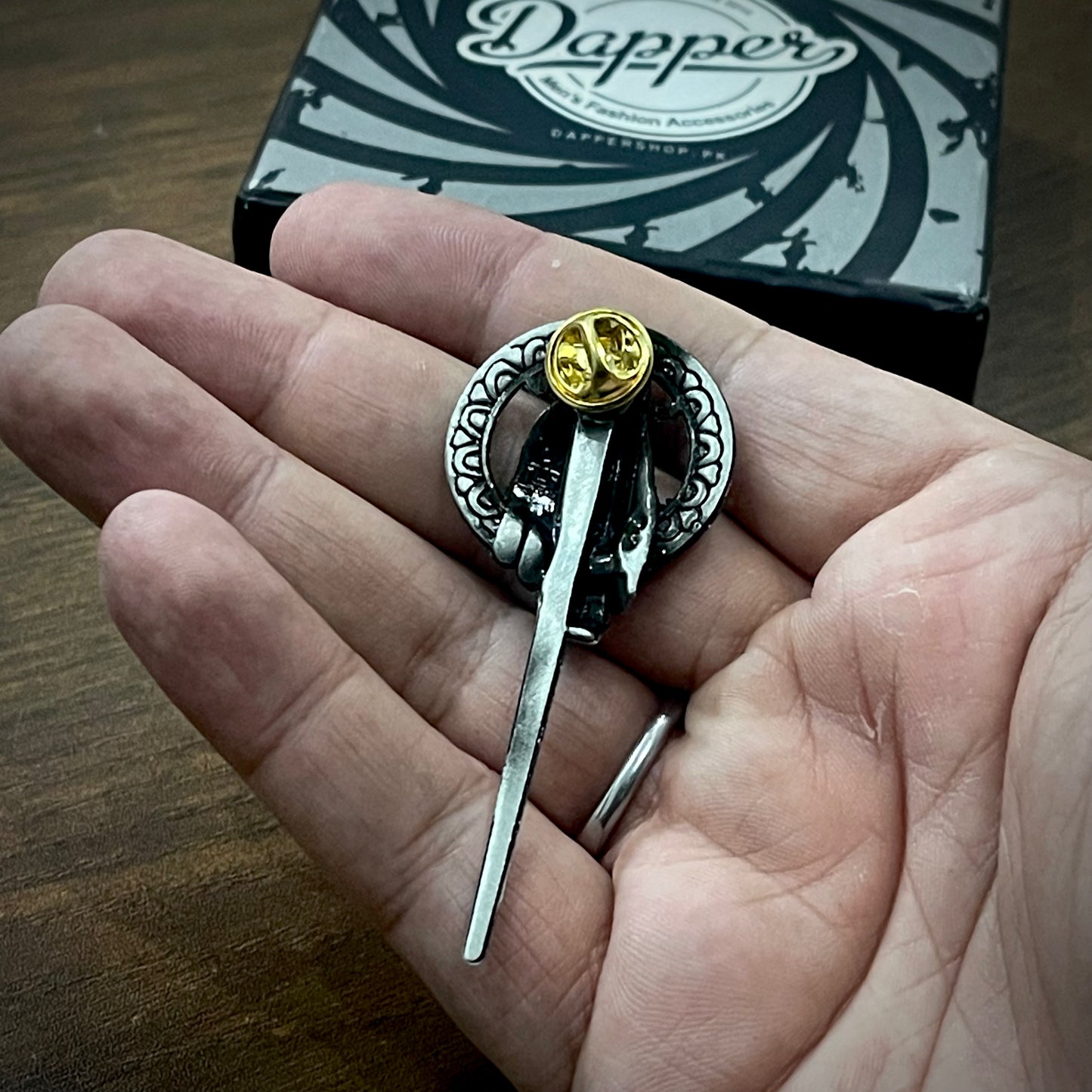 got hand of the king brooch lapel pin online in Pakistan