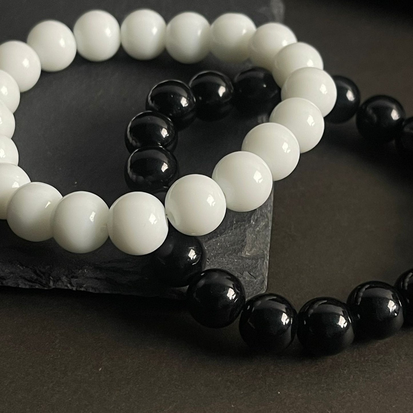 10mm White & Black Distance Bracelet
