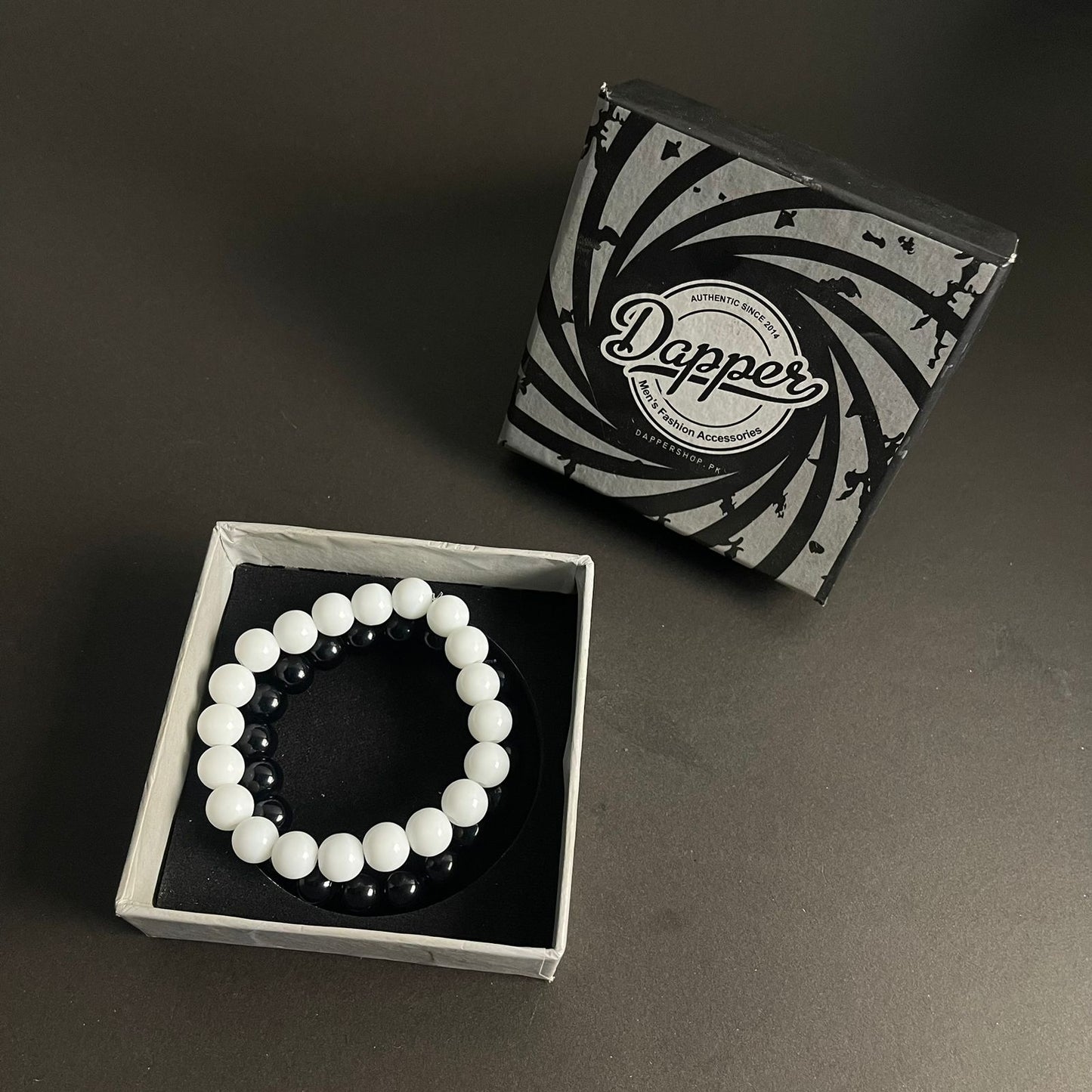 10mm White & Black Distance Bracelet