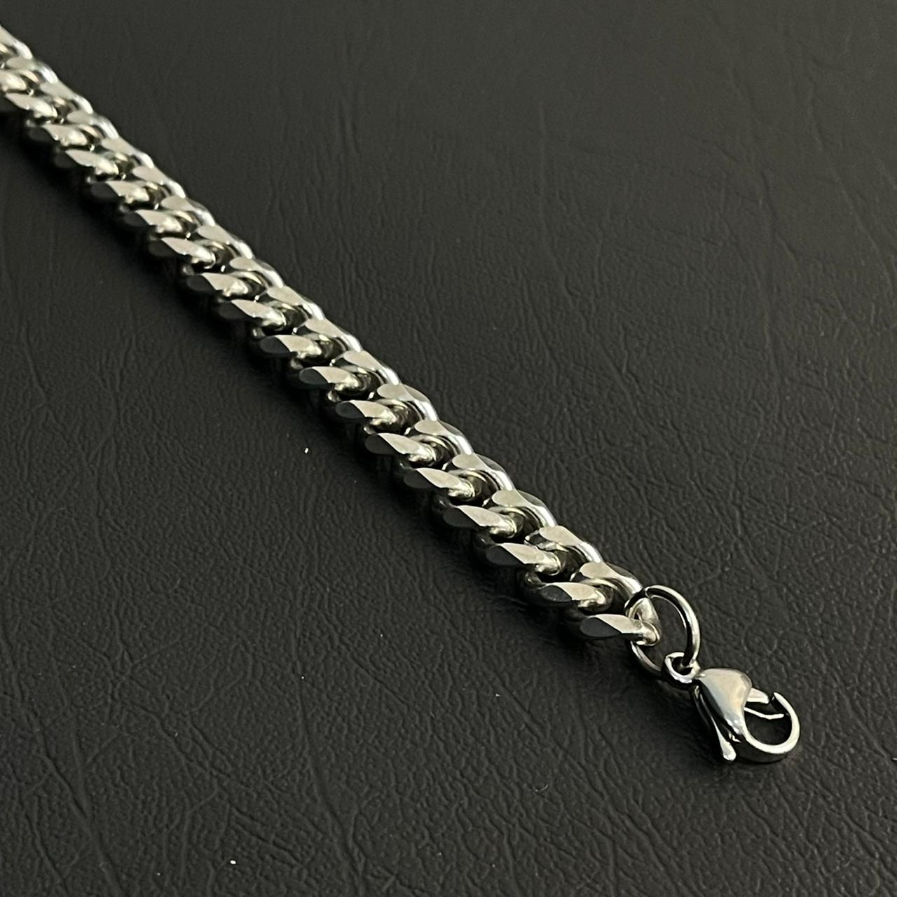 Premium Stainless Steel Cuban Link Chain Bracelet For Men