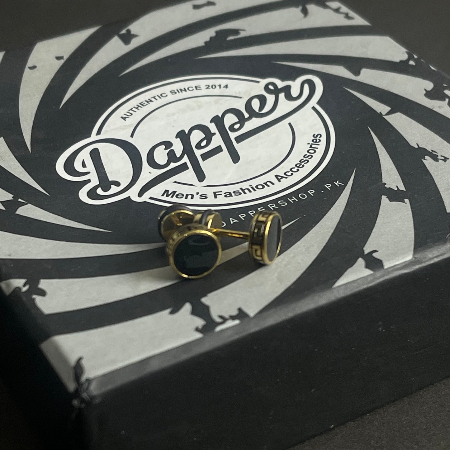 golden earrings bali for men online in Pakistan