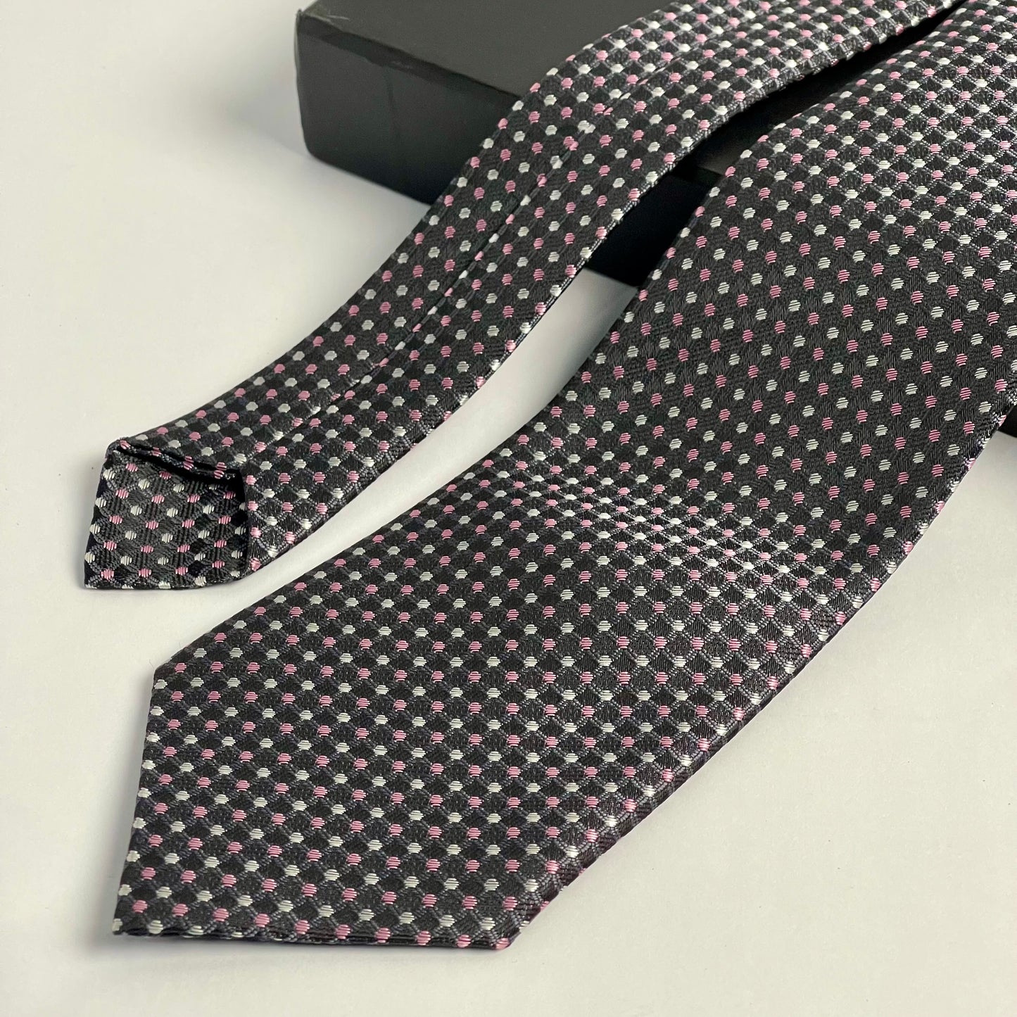 grey neck tie for men in Pakistan