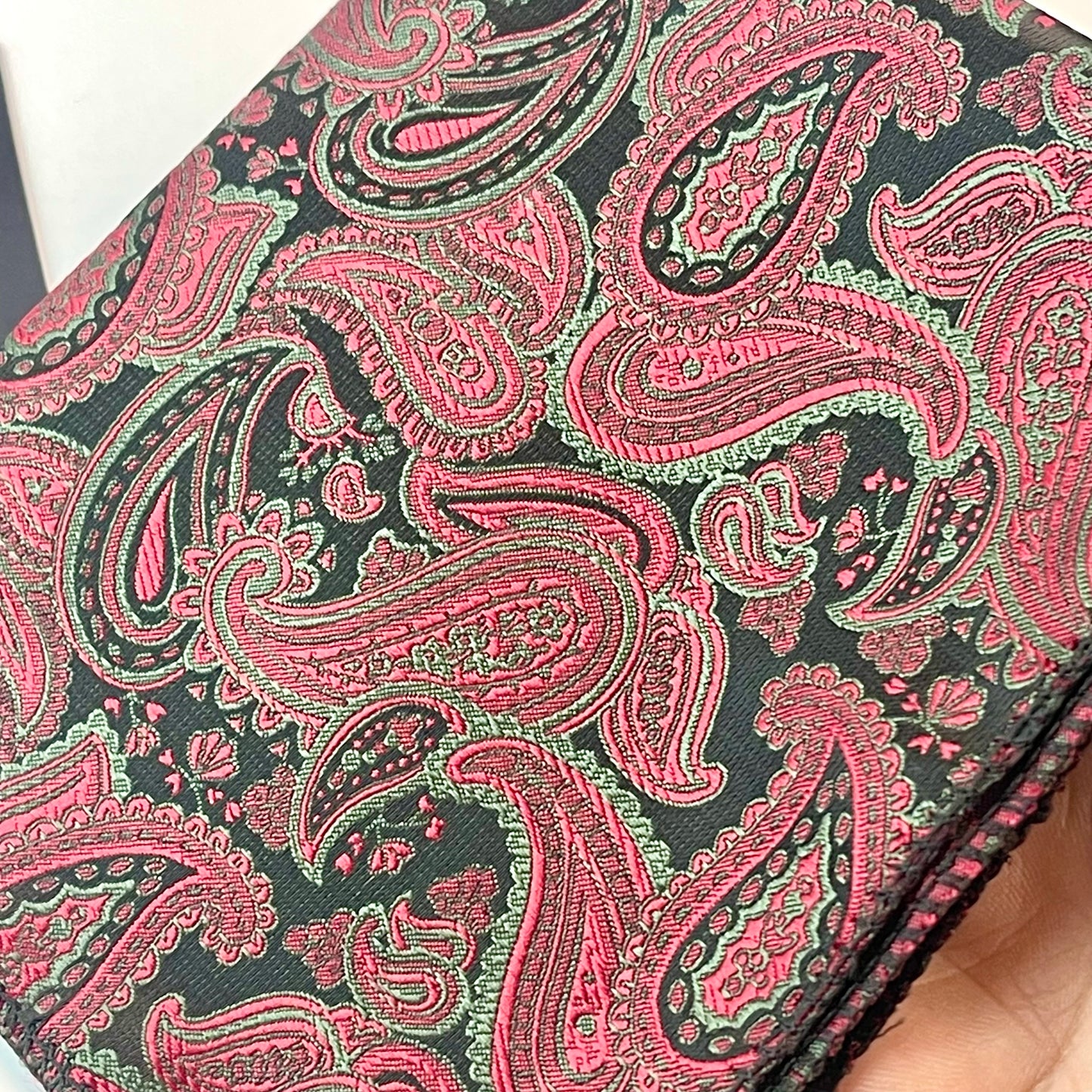 maroon paisley pocket square for men Pakistan