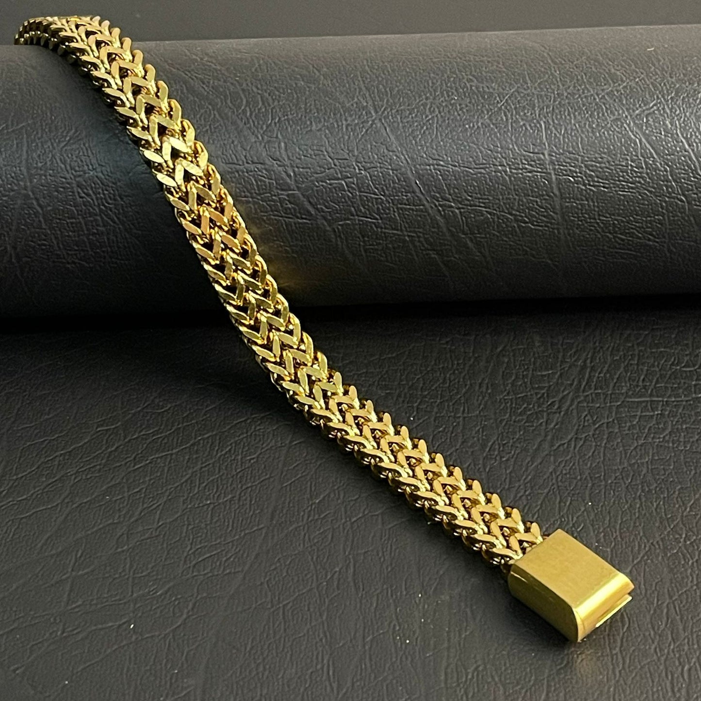 premium Stainless Steel golden foxtail bracelet for men online in Pakistan
