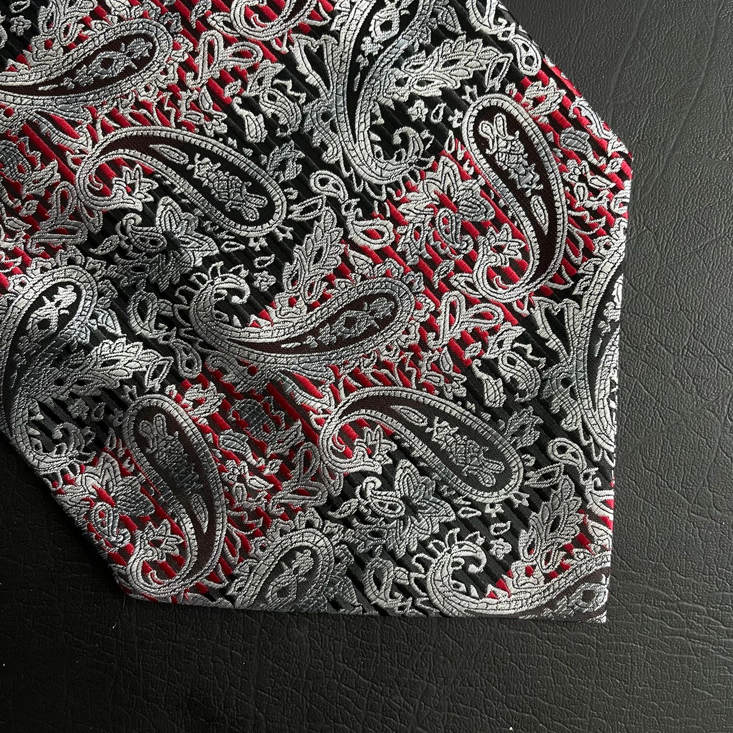 silver and red Paisley Ascot Tie, cravat tie and pocket square for men online in Pakistan