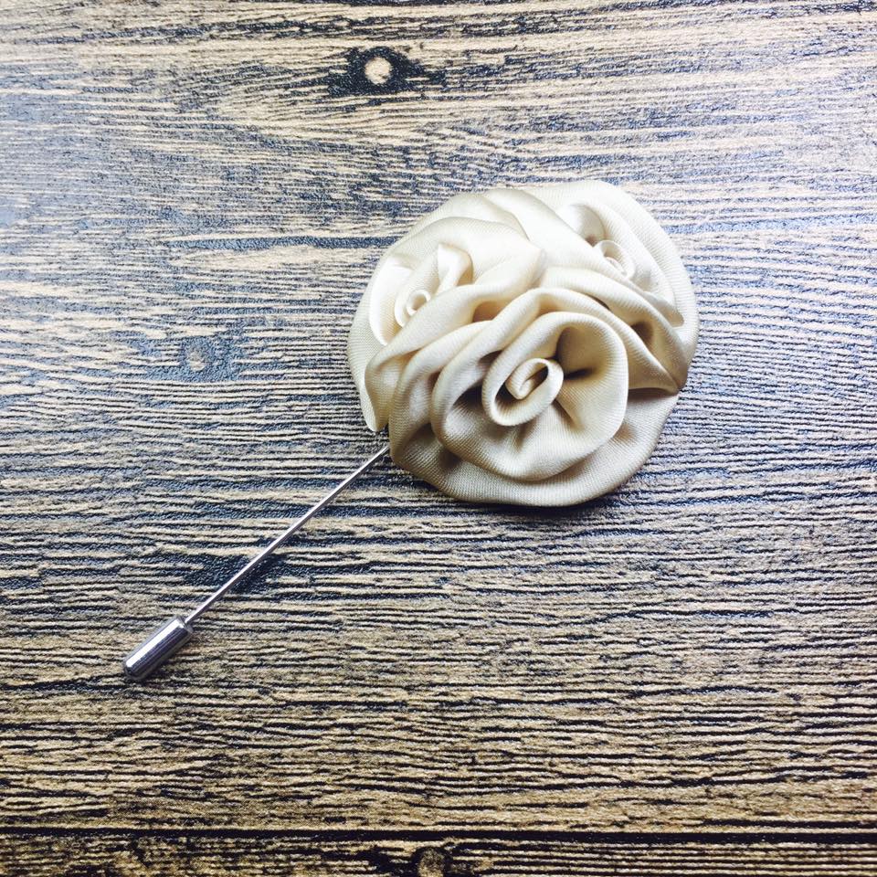 ivory flower lapel pin brooch online in pakistan