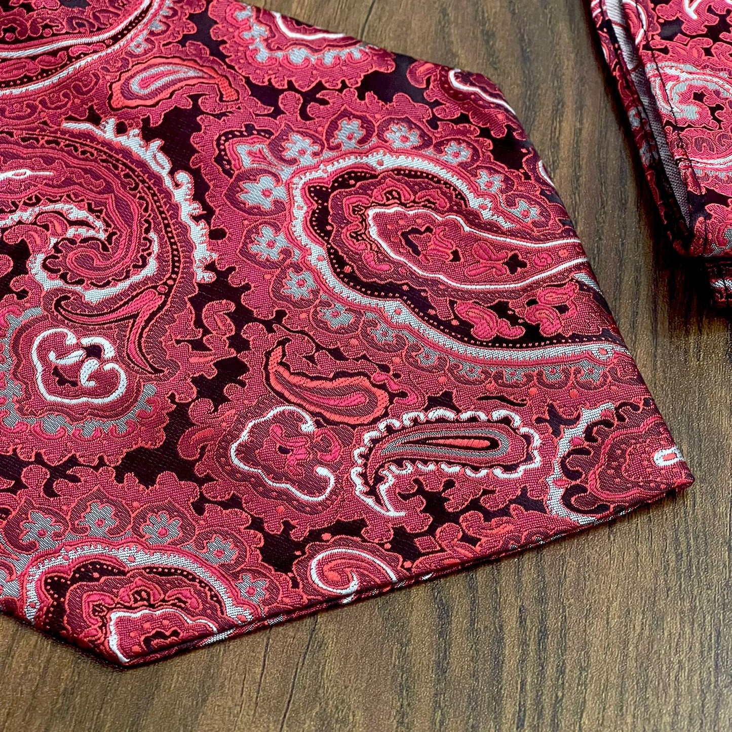 red cravat scraf for men online in Pakistan