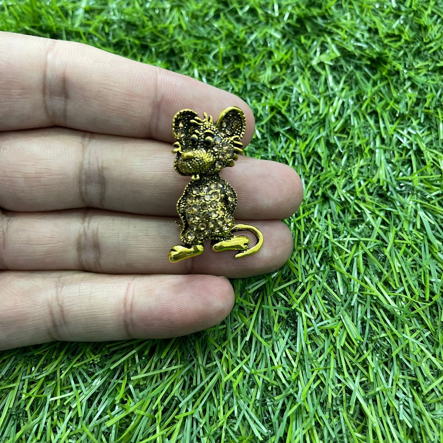 Golden mouse Brooch Lapel Pin For Men