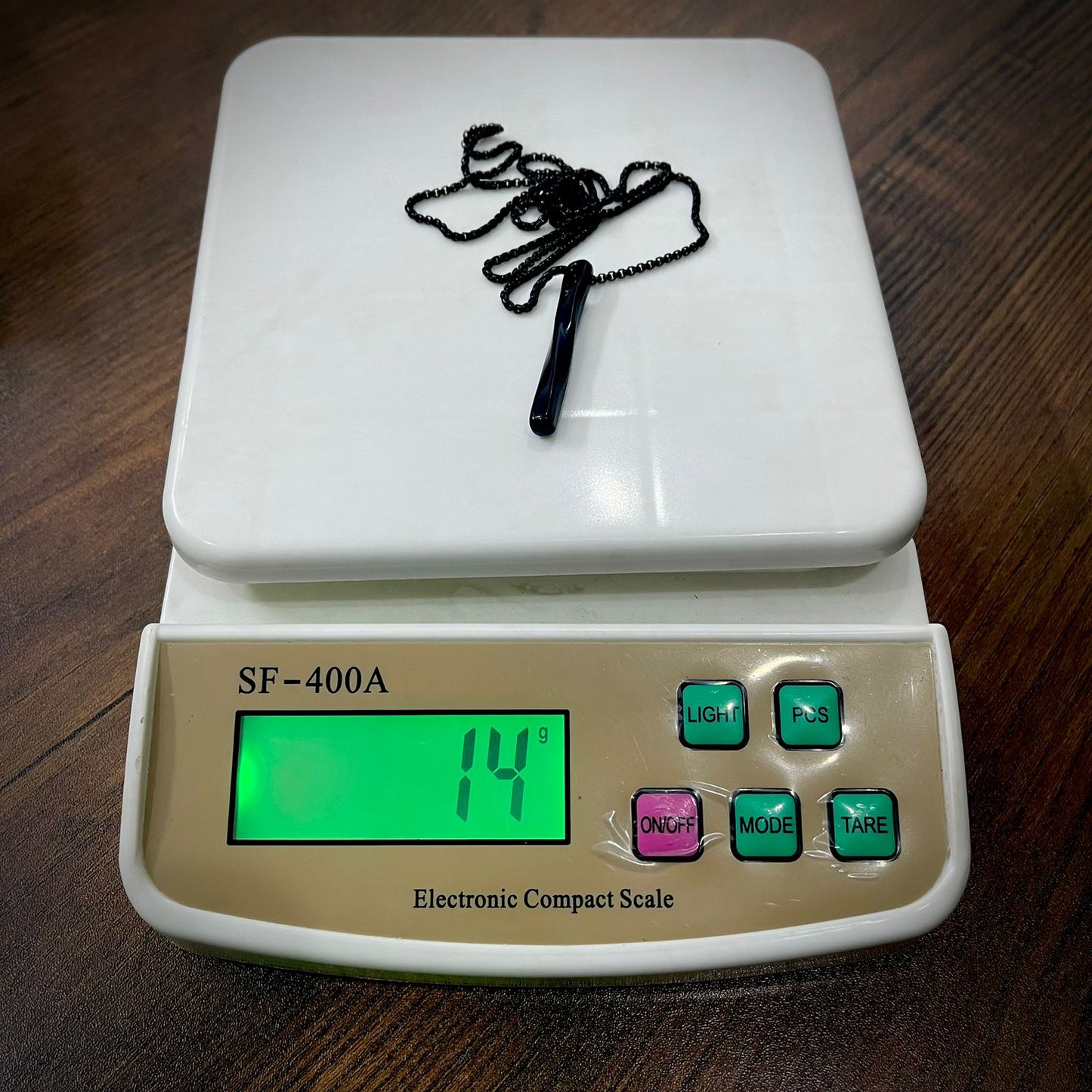 Black Twisted Vertical Bar Pendant Necklace for Men Women