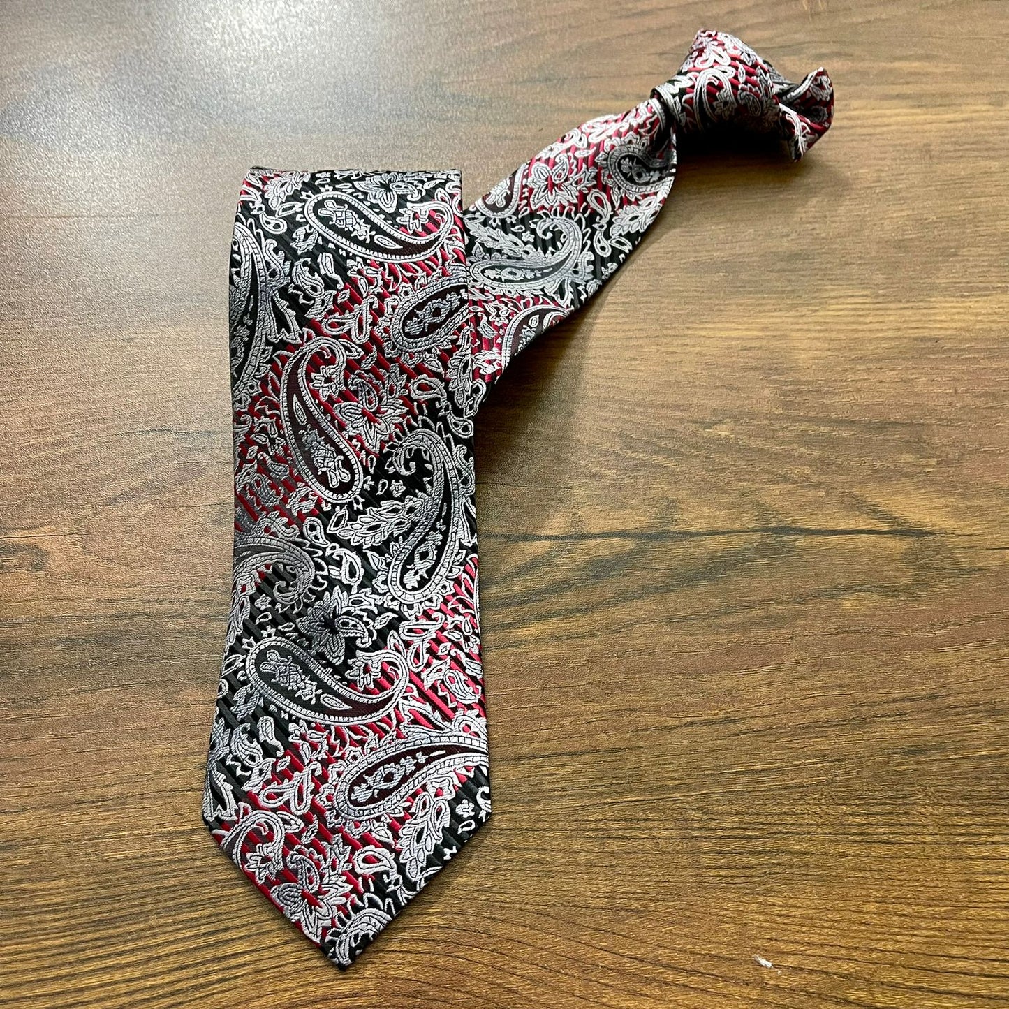 silver floral neck tie for men