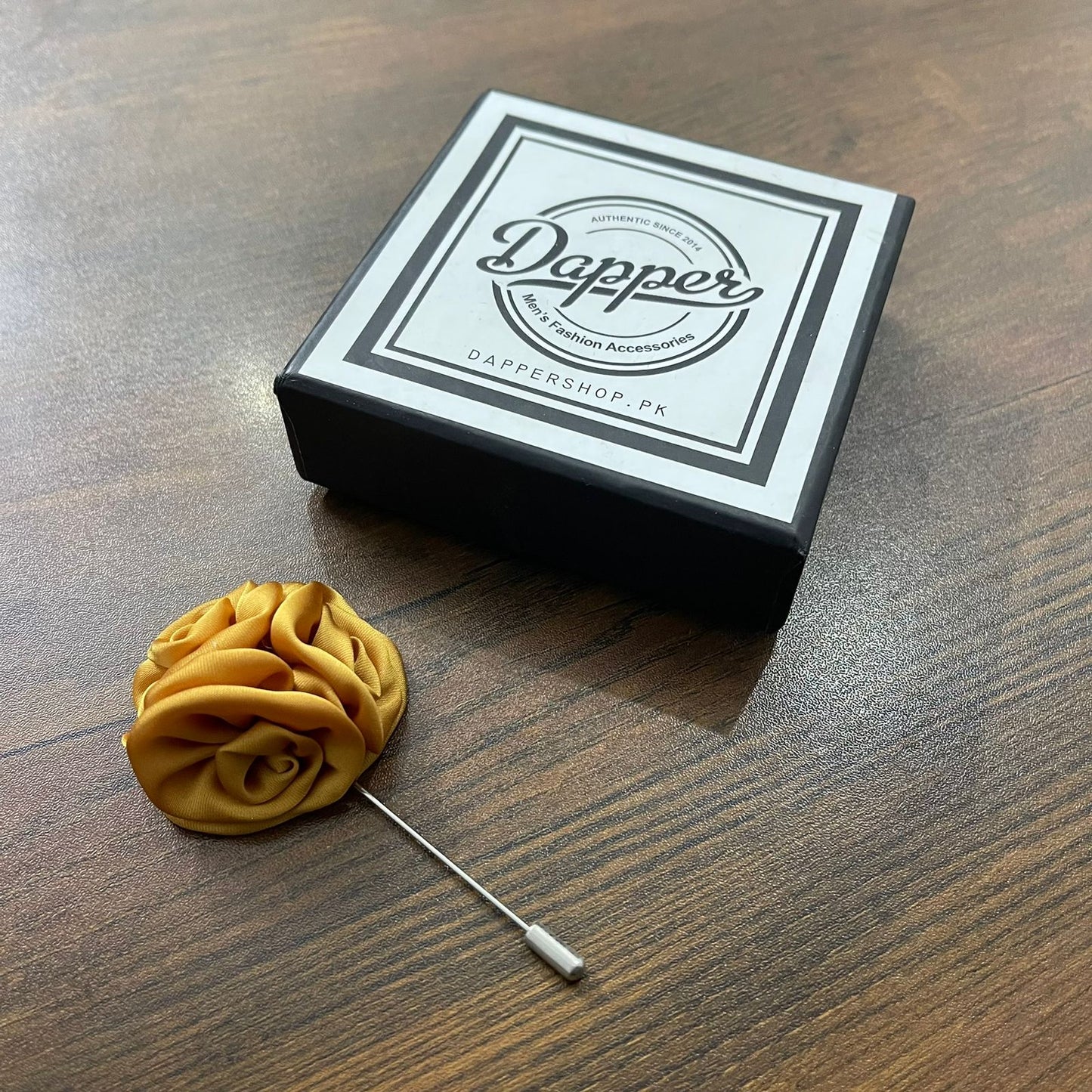 golden Flower Lapel Pin Booch Online In Pakistan