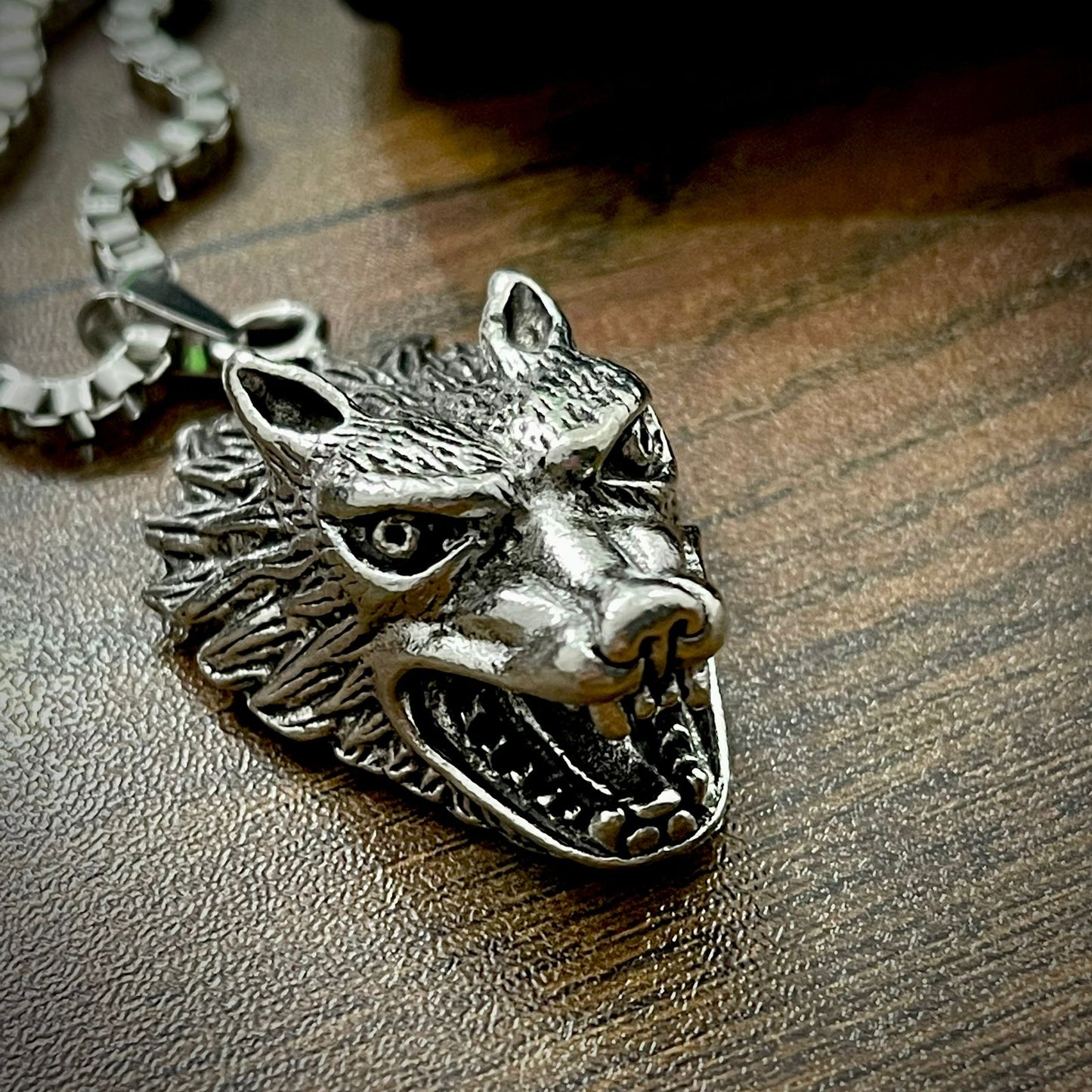 Antique Silver Wolfhead Pendant Necklace