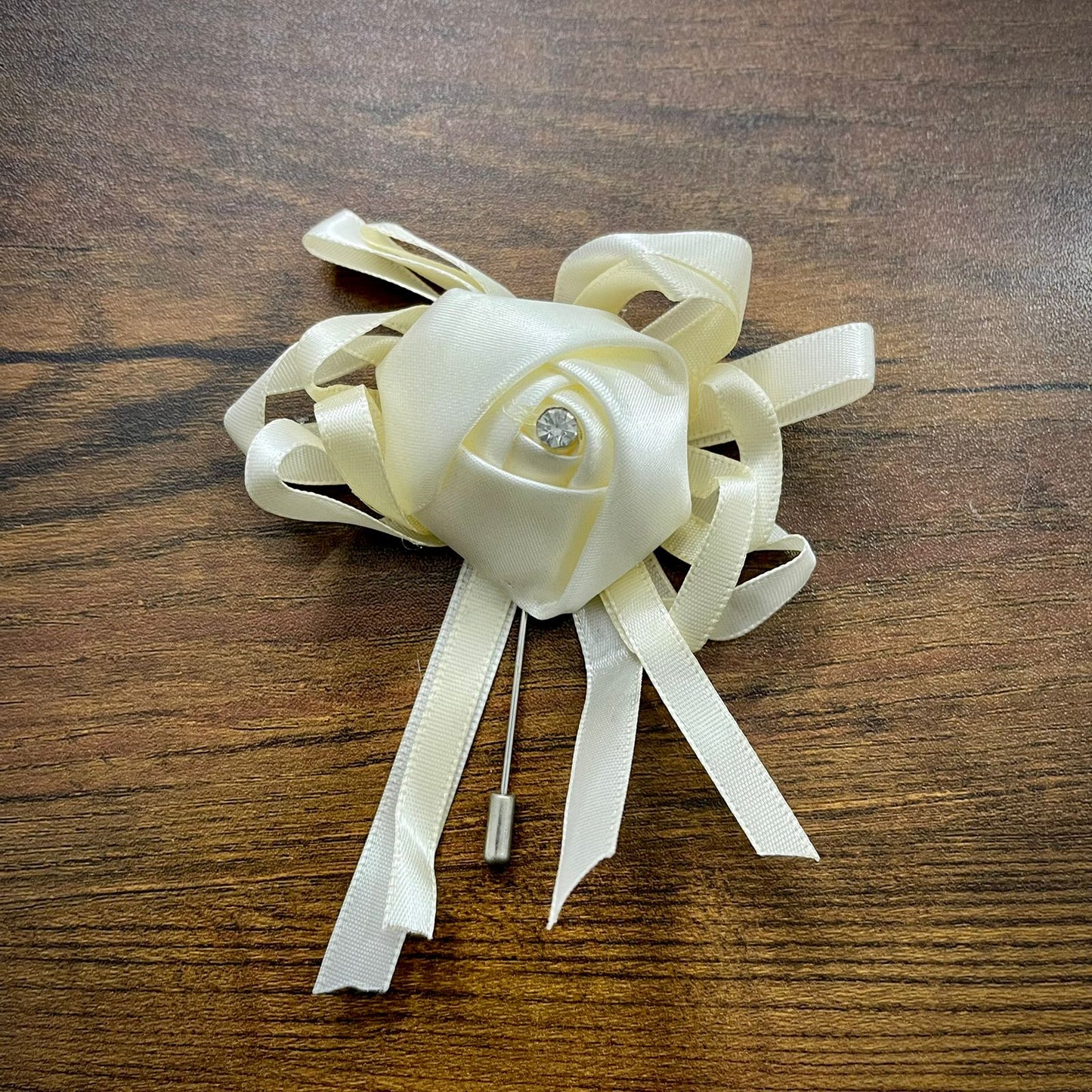Ivory Flower Wedding Corsage Lapel Pin For Men
