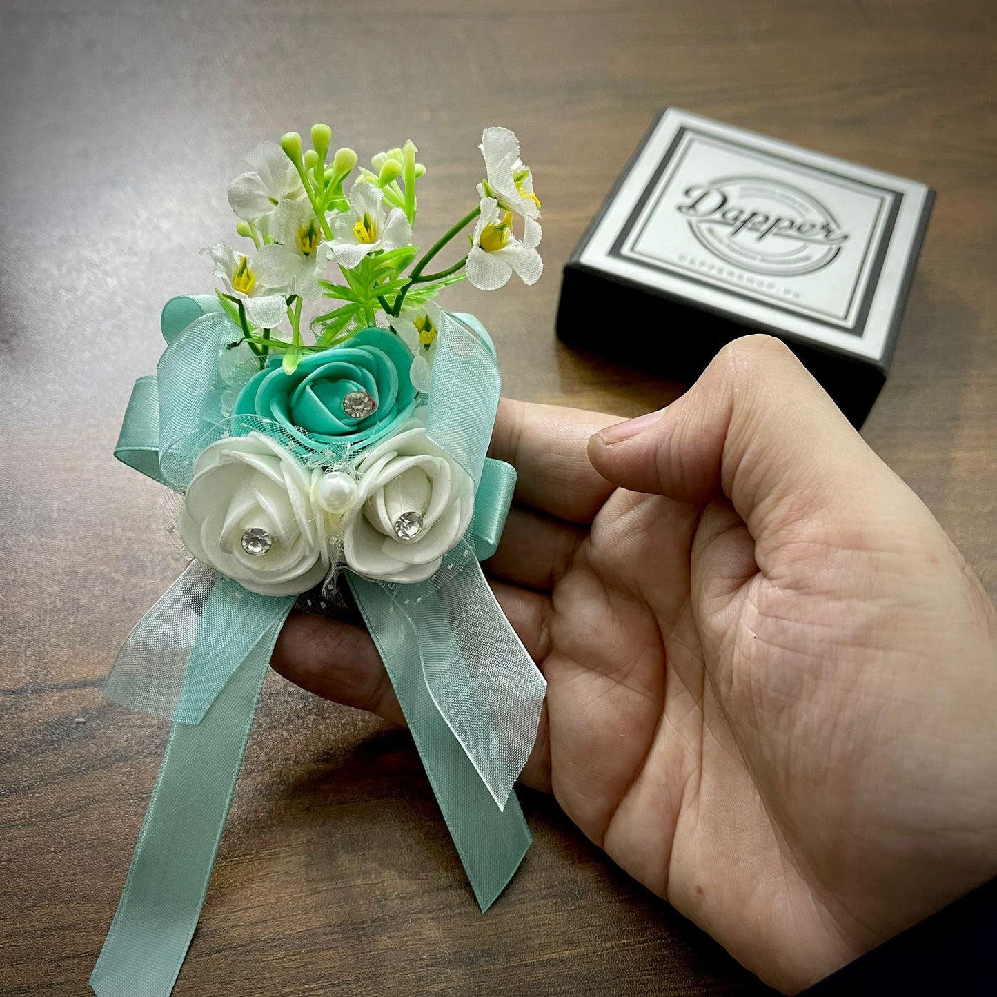 Tiffany Green & White Flower Wedding Corsage For Men