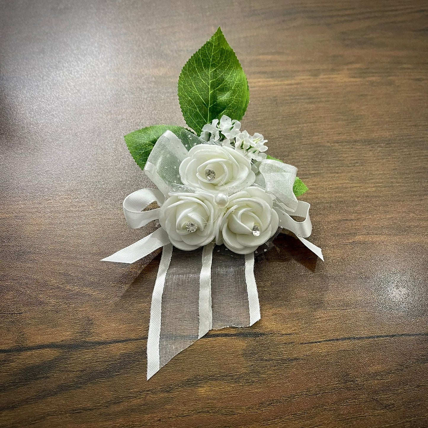 White Flower Leaf Wedding Corsage For Men