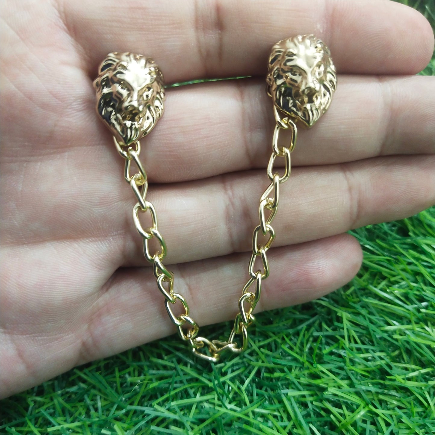 Golden Lion Head Brooch/Lapel Pin For Men