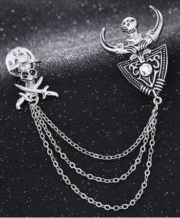 Skull Chain Brooch (Antique Silver)