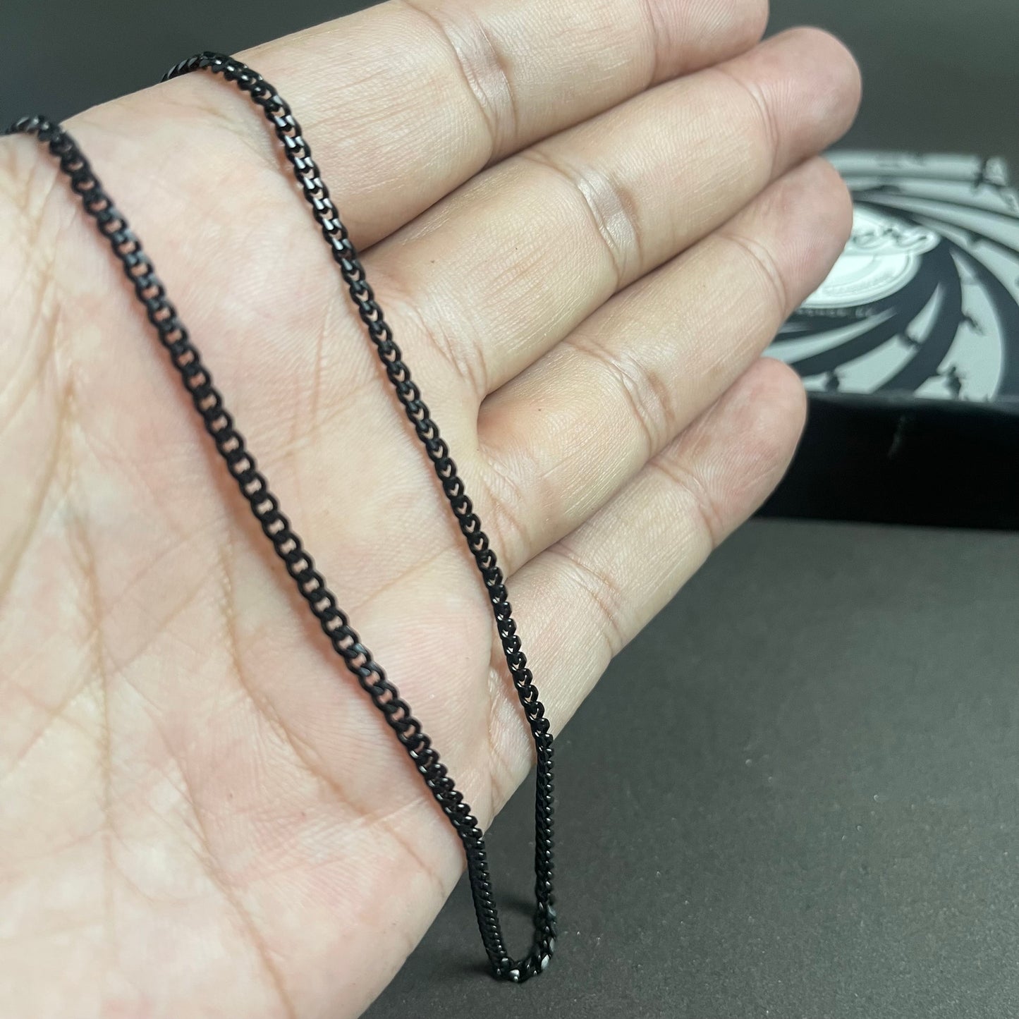 1.5mm thin black curb link neck chain for men online in Pakistan