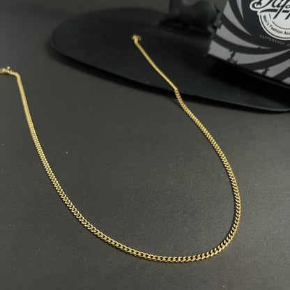 1.5mm thin golden curb link neck chain for men online in Pakistan