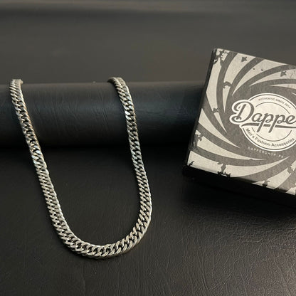 men neck chains in Pakistan
