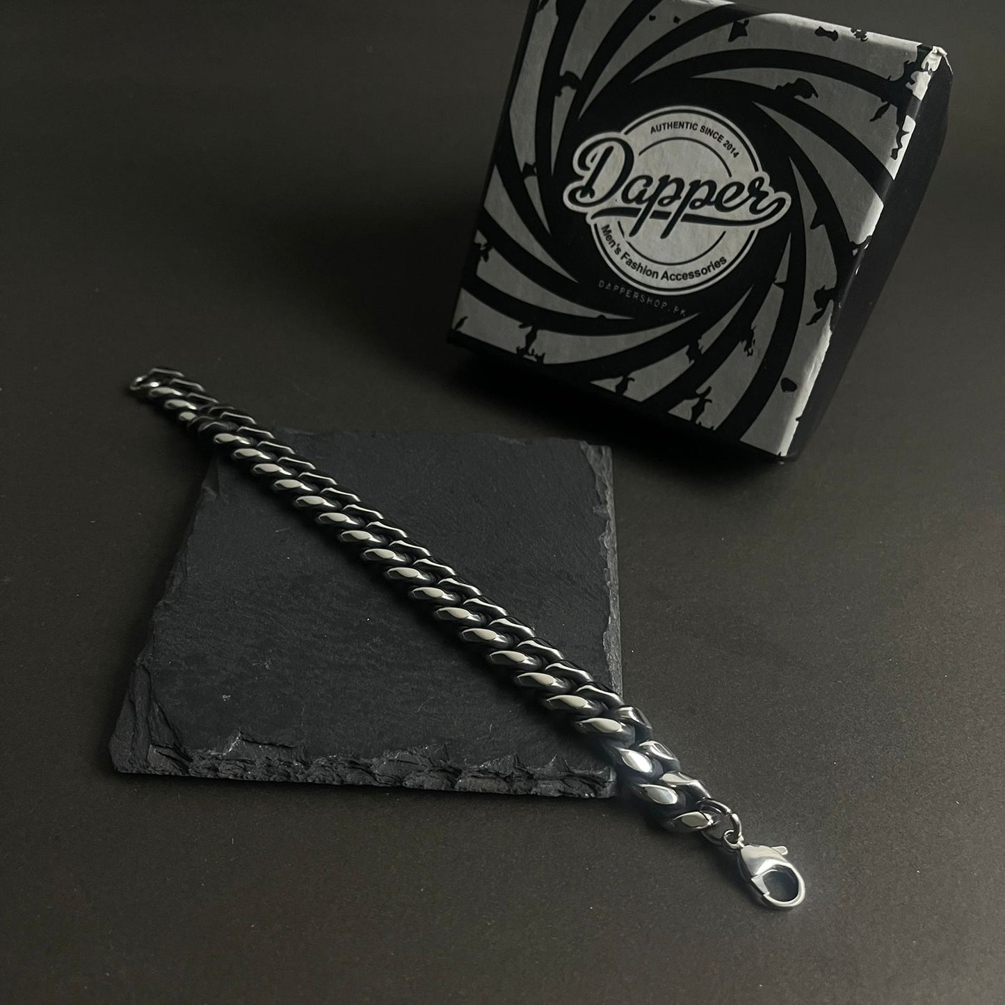 13mm antique silver stainless steel heavy curb chain bracelet for men in Pakistan