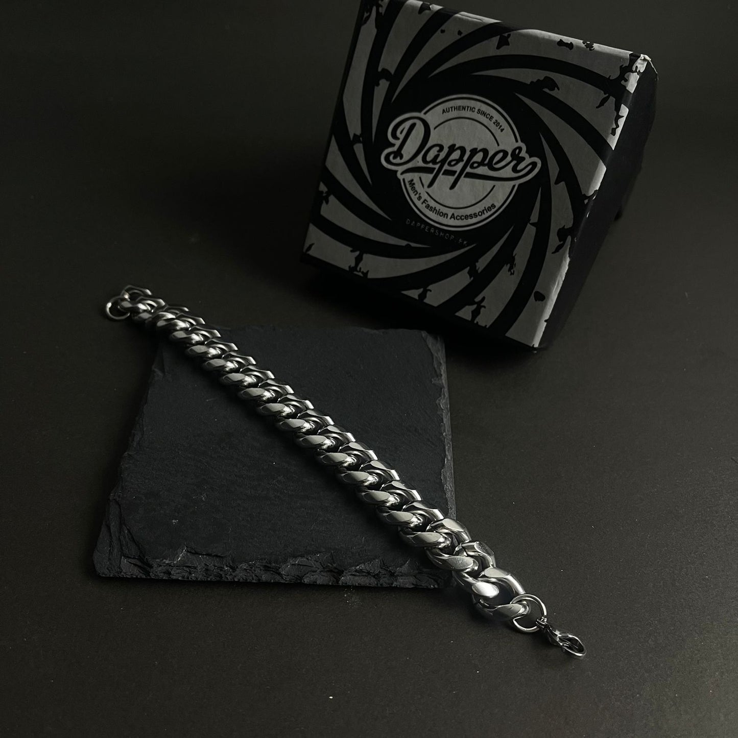 15mm silver stainless steel heavy curb chain bracelet for men online in Pakistan