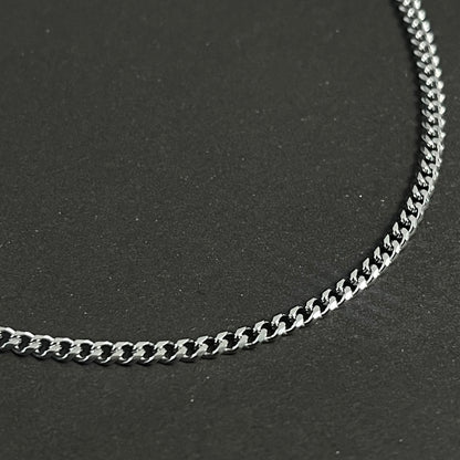 1mm thin silver curb link neck chain for men online in Pakistan