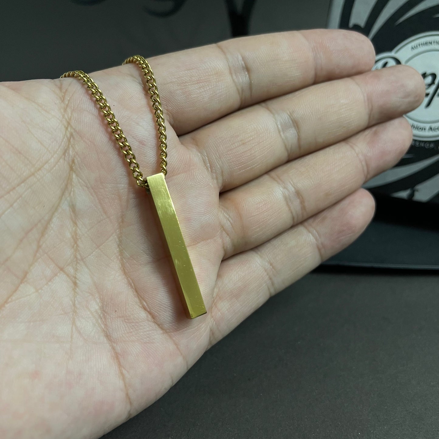 Golden Vertical Bar Pendant Neckalce For Men Women In Pakistan