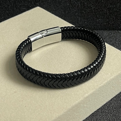 black geniun leather bracelet for men online in pakistan