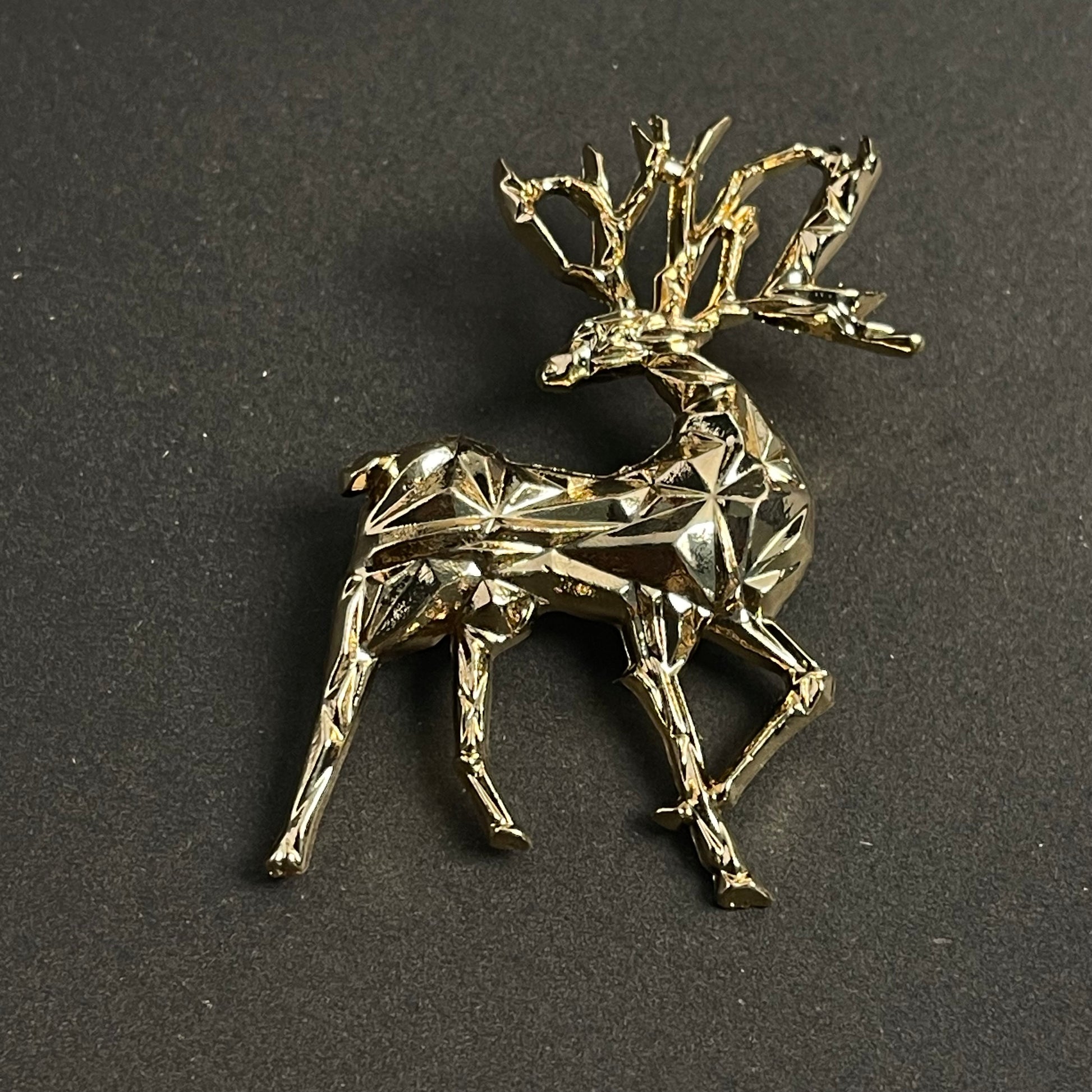 3d Deer Brooch Lapel Pin For Men online in Pakistan