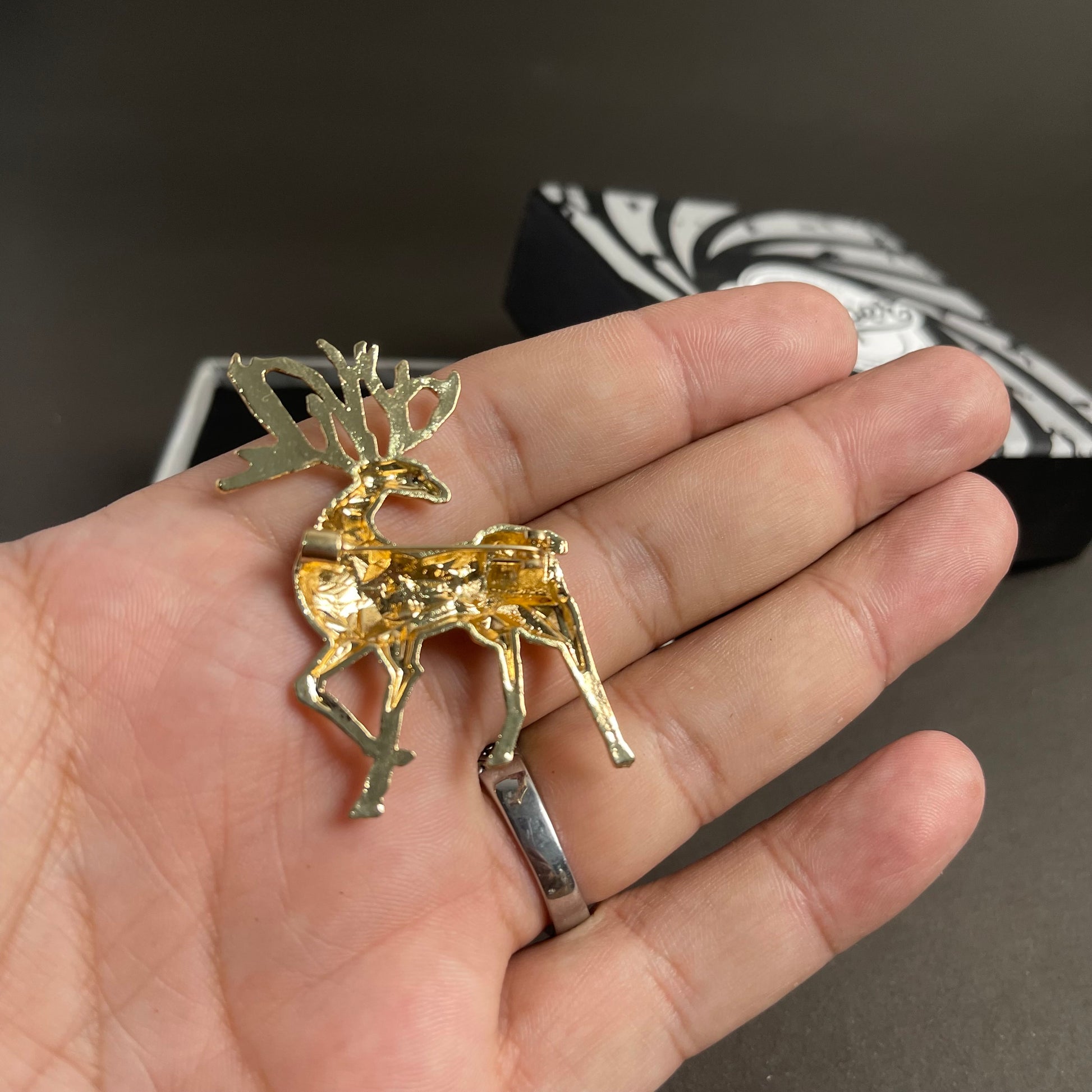 3d Deer Brooch Lapel Pin For Men online in Pakistan