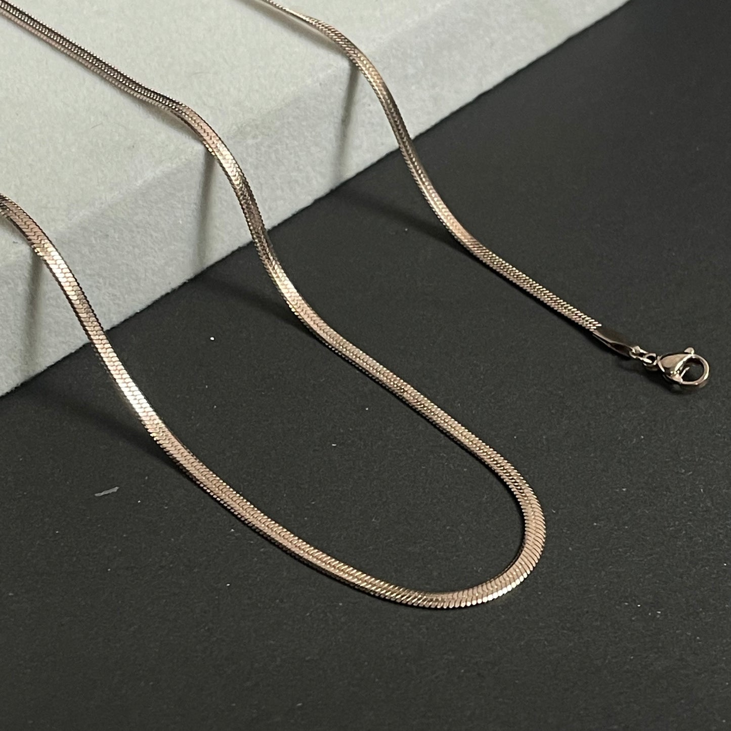 3mm rose gold flat snake neck chain for men online in Pakistan