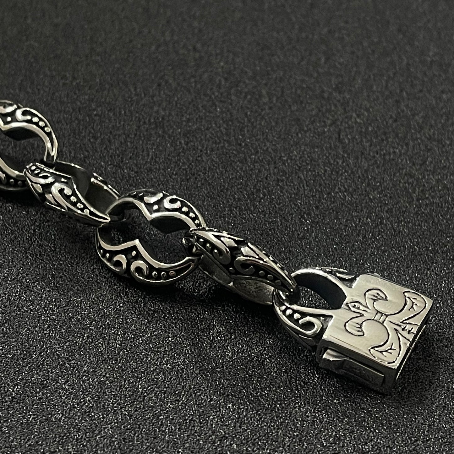 Antique Silver Viking Link Chain Bracelet For Men