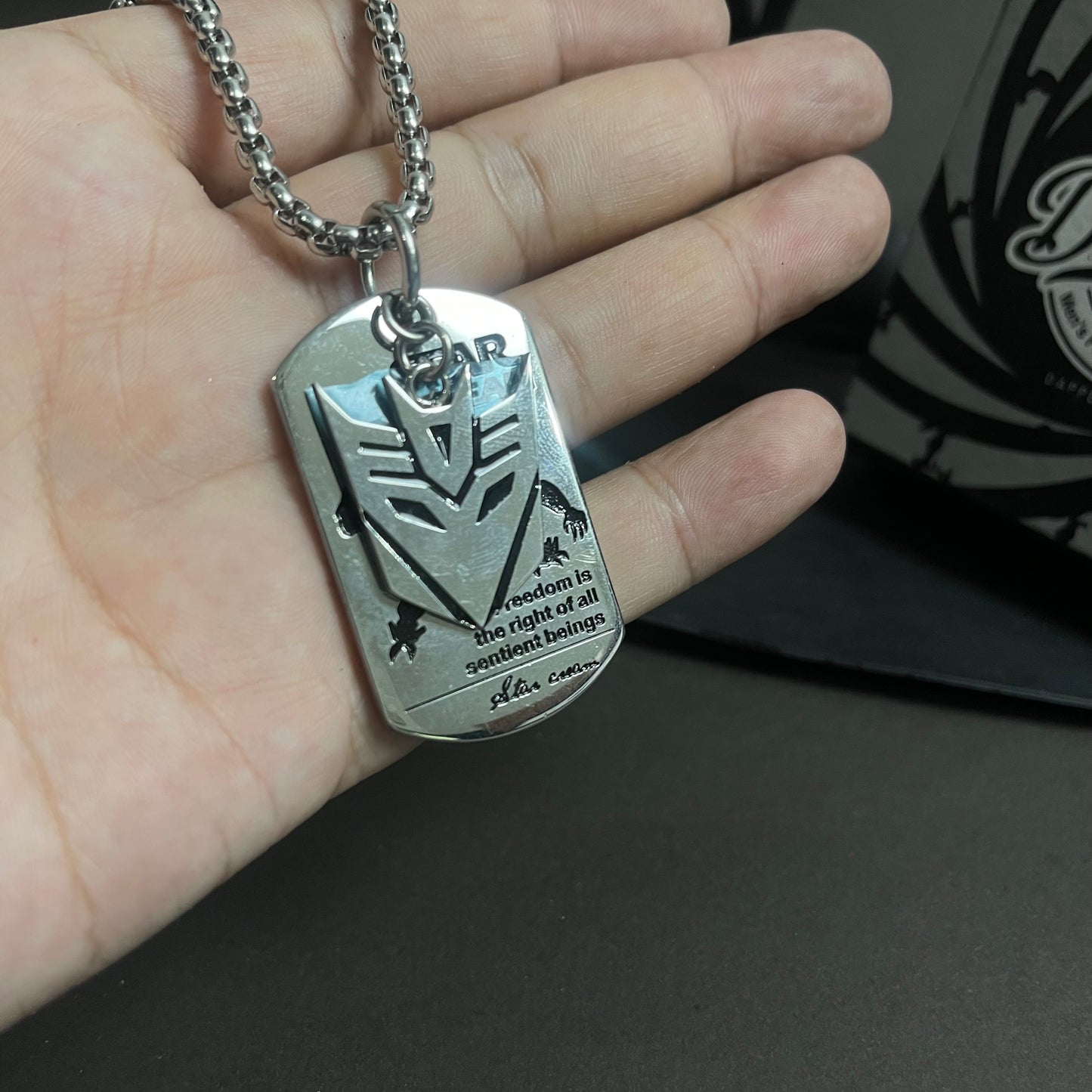 Star Scream Dog-tag Pendant Necklace