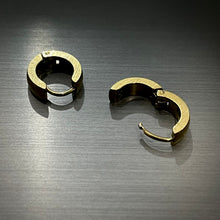 Load image into Gallery viewer, Golden Piercing Screw Bali Stud Earring For Men online in pakistan
