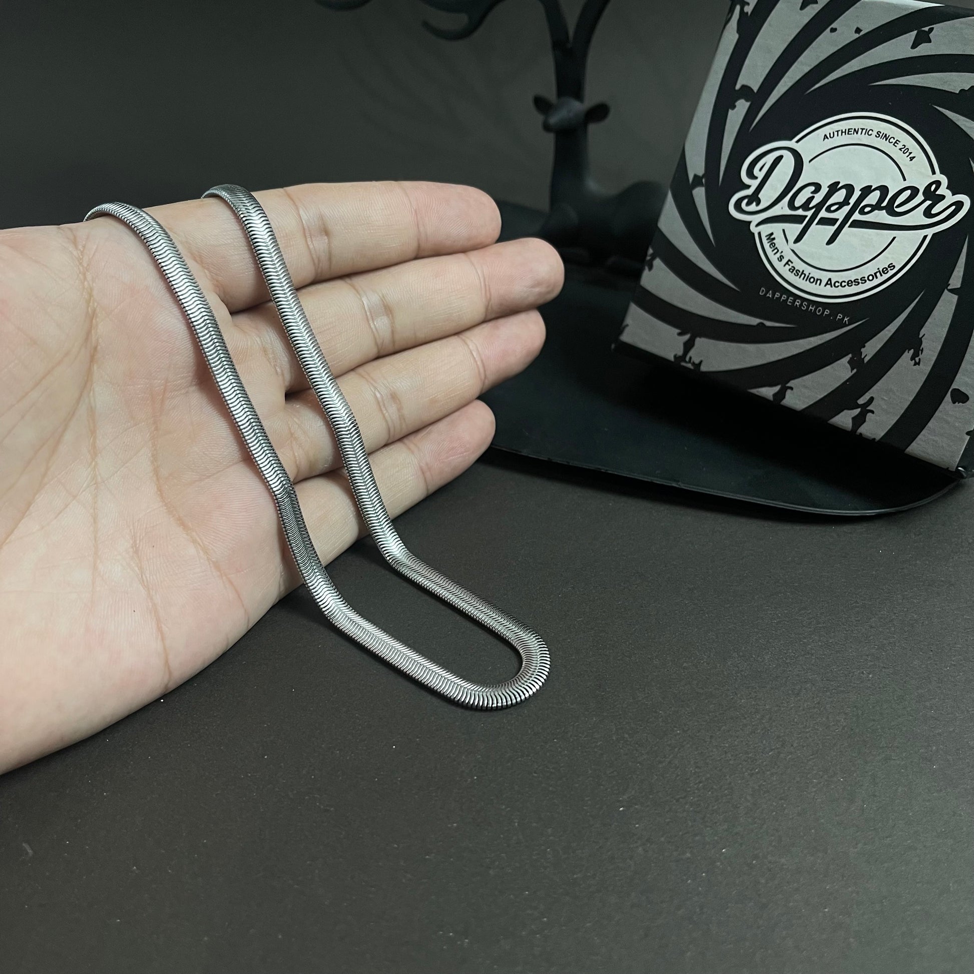 5mm silver snake neck chain for men women online in Pakistan