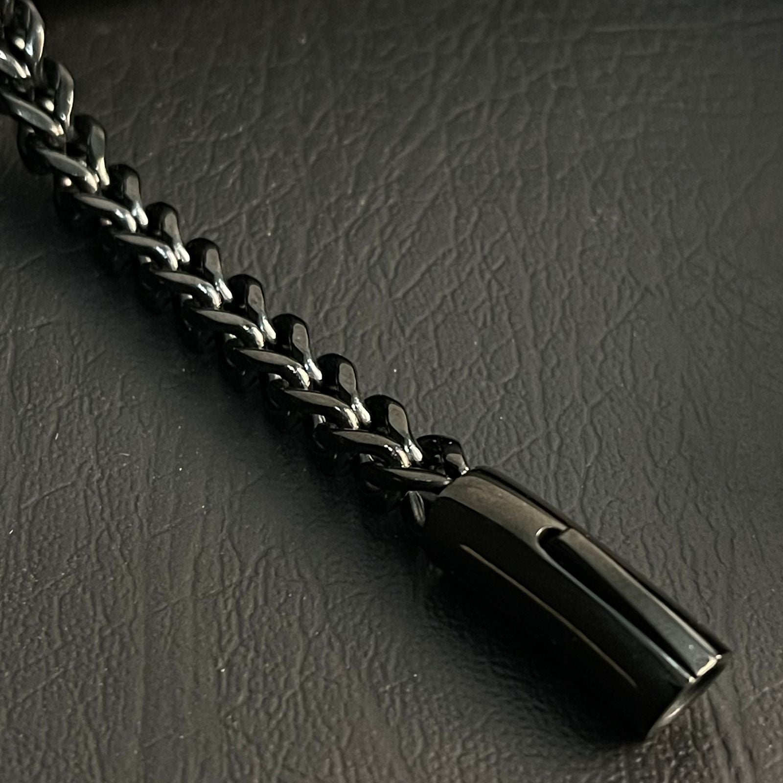 6mm black stainless steel Franco chain bracelet for men online in Pakistan